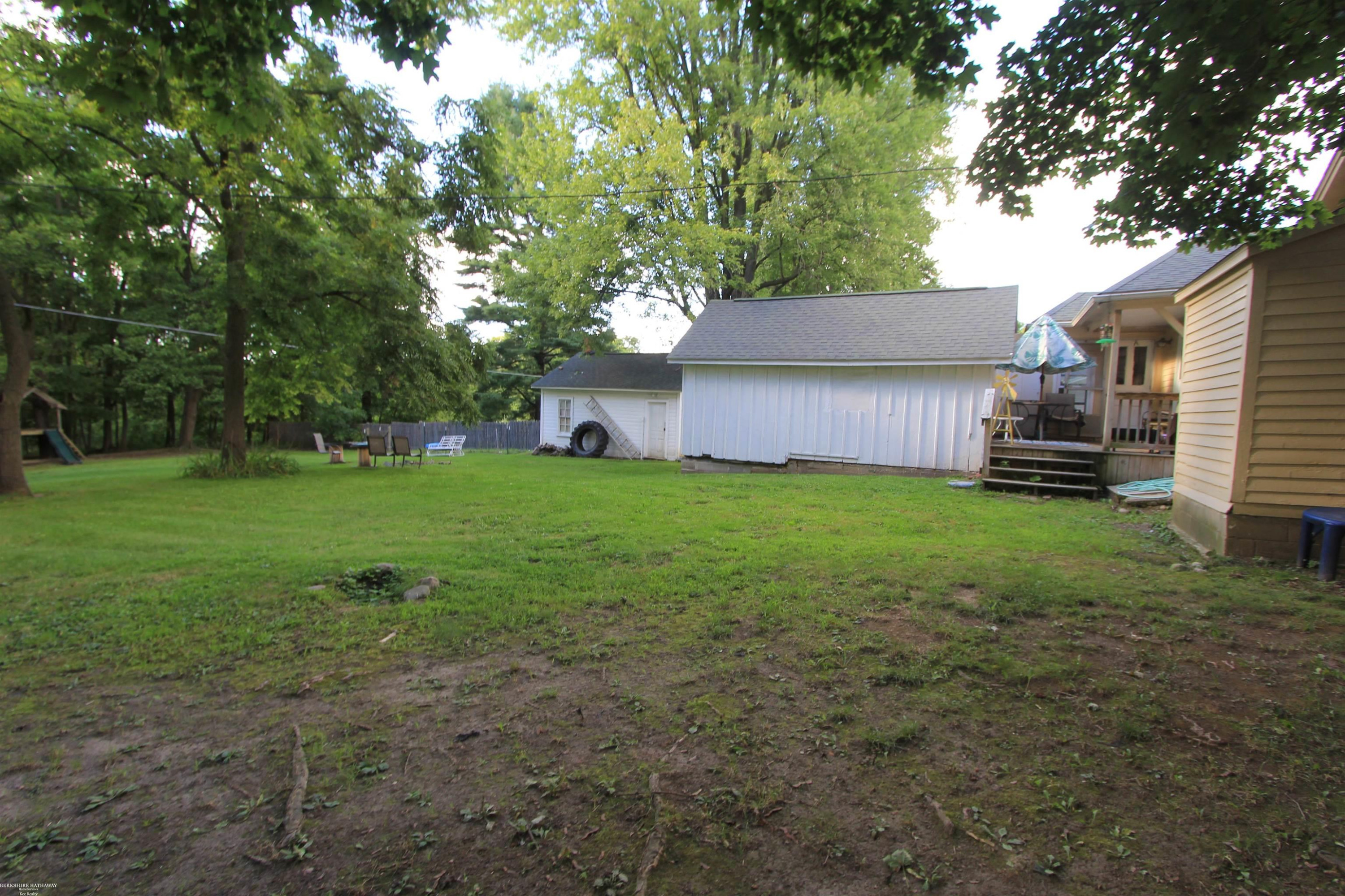 6831 Jefferson Road, North Branch, MI 48461 — Photo 23