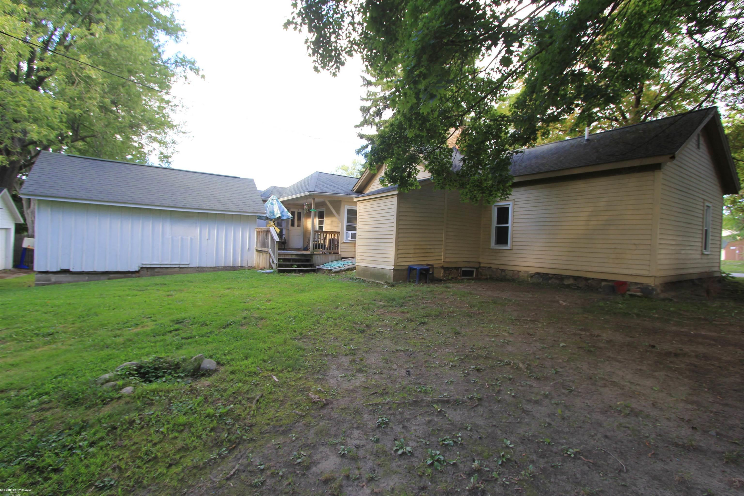 6831 Jefferson Road, North Branch, MI 48461 — Photo 25