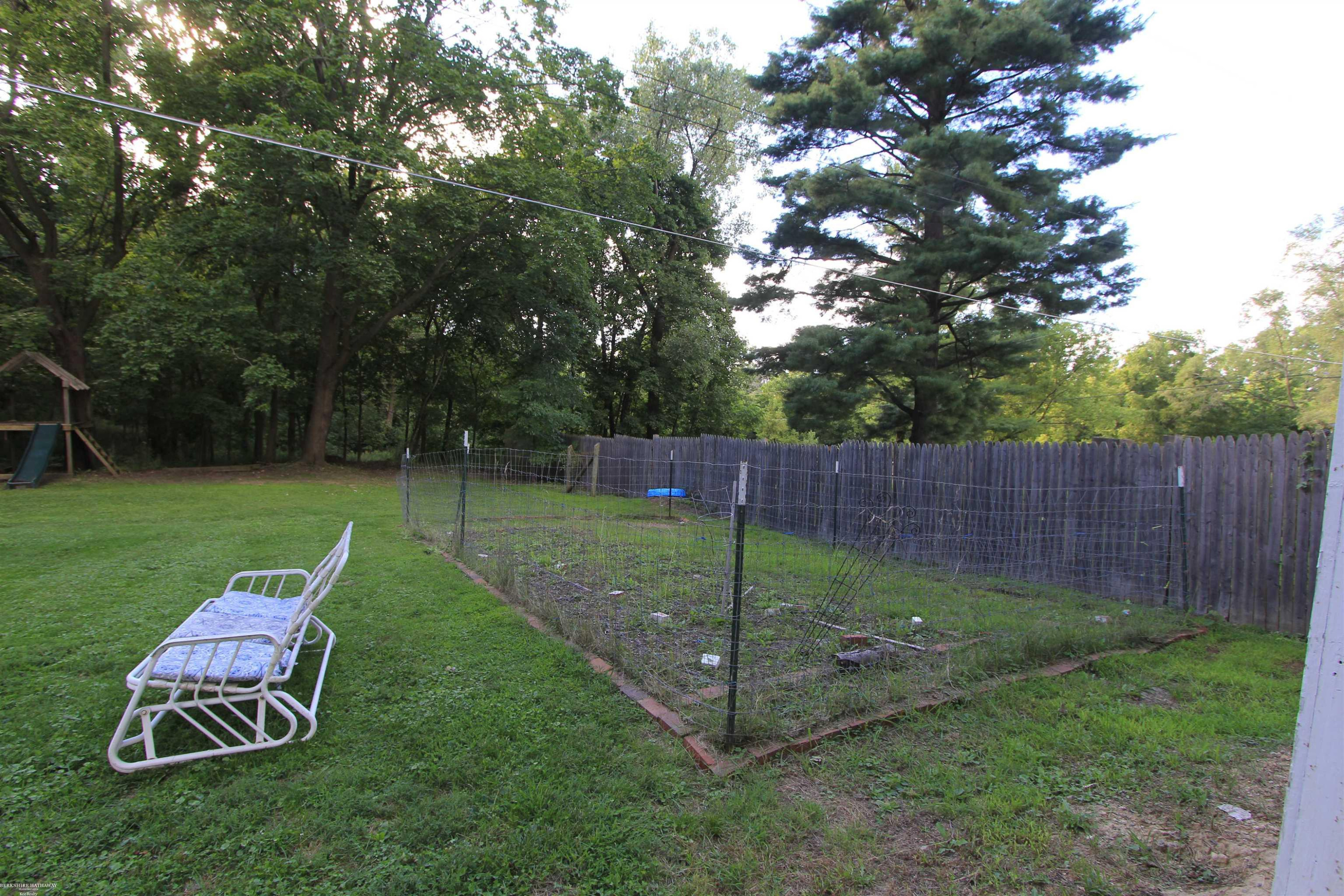 6831 Jefferson Road, North Branch, MI 48461 — Photo 30