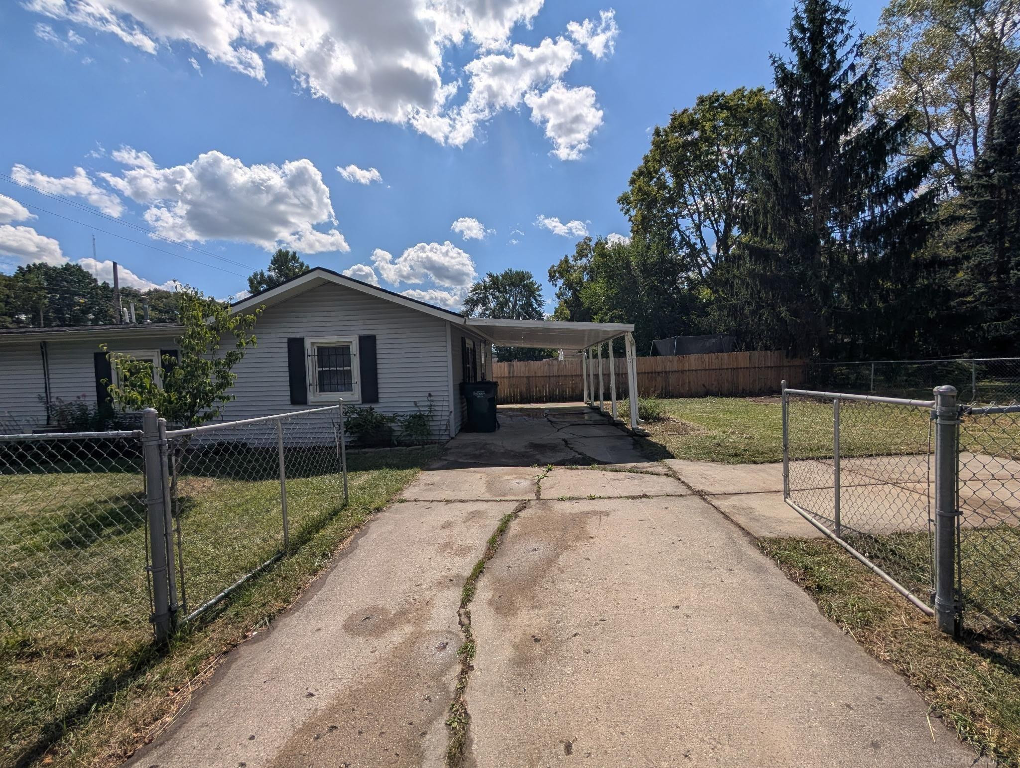 1100 S Clemens Avenue, Lansing, MI 48912 — Photo 11