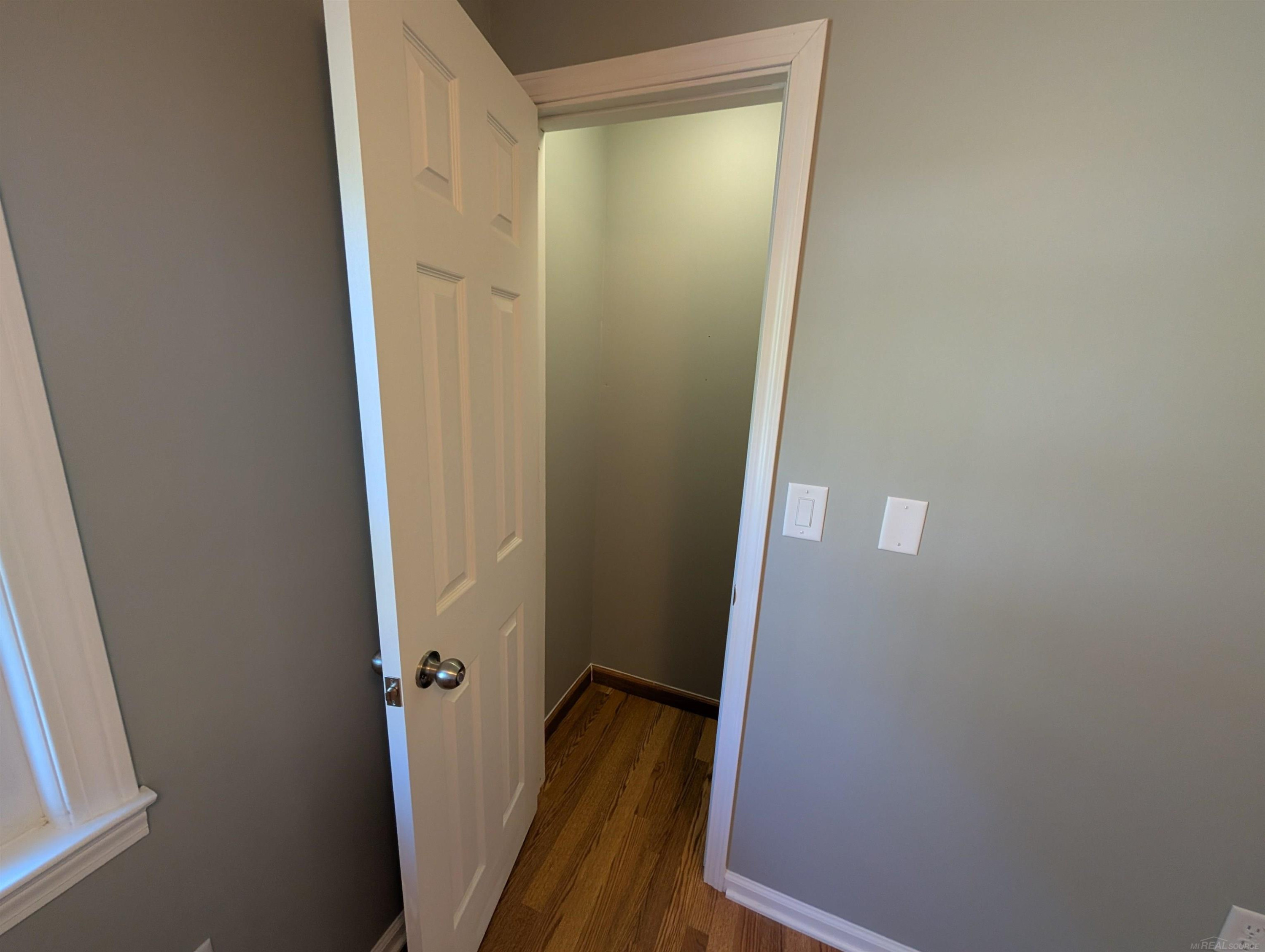 1100 S Clemens Avenue, Lansing, MI 48912 — Photo 32