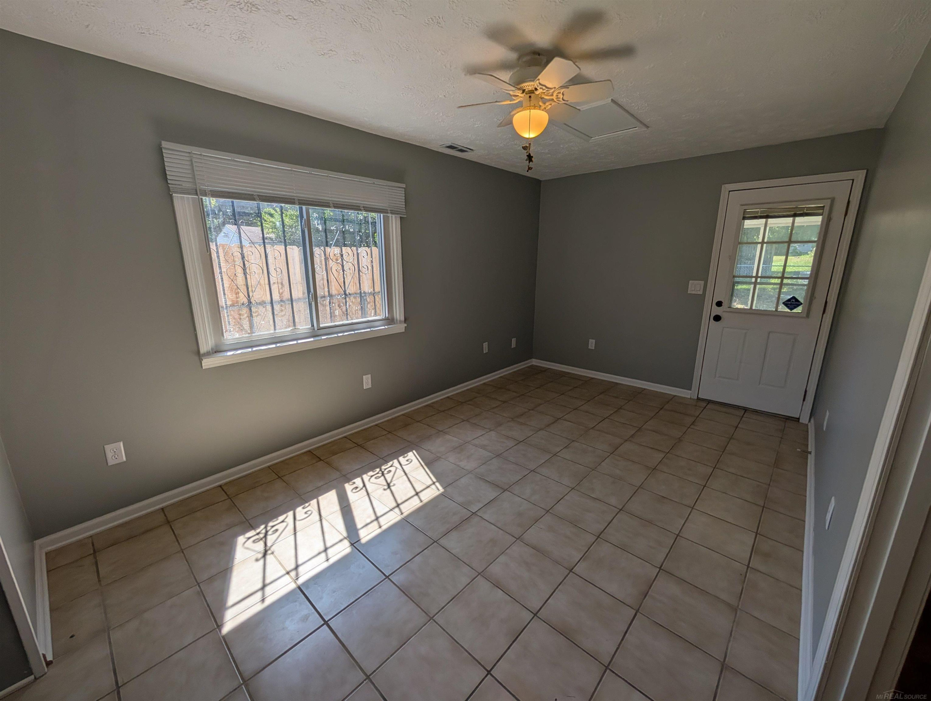 1100 S Clemens Avenue, Lansing, MI 48912 — Photo 39