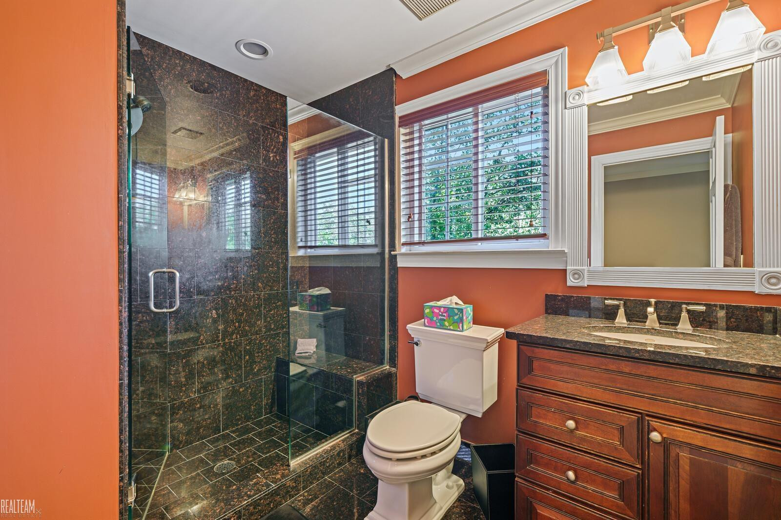 400 James Circle, Royal Oak, MI 48067 — Photo 23