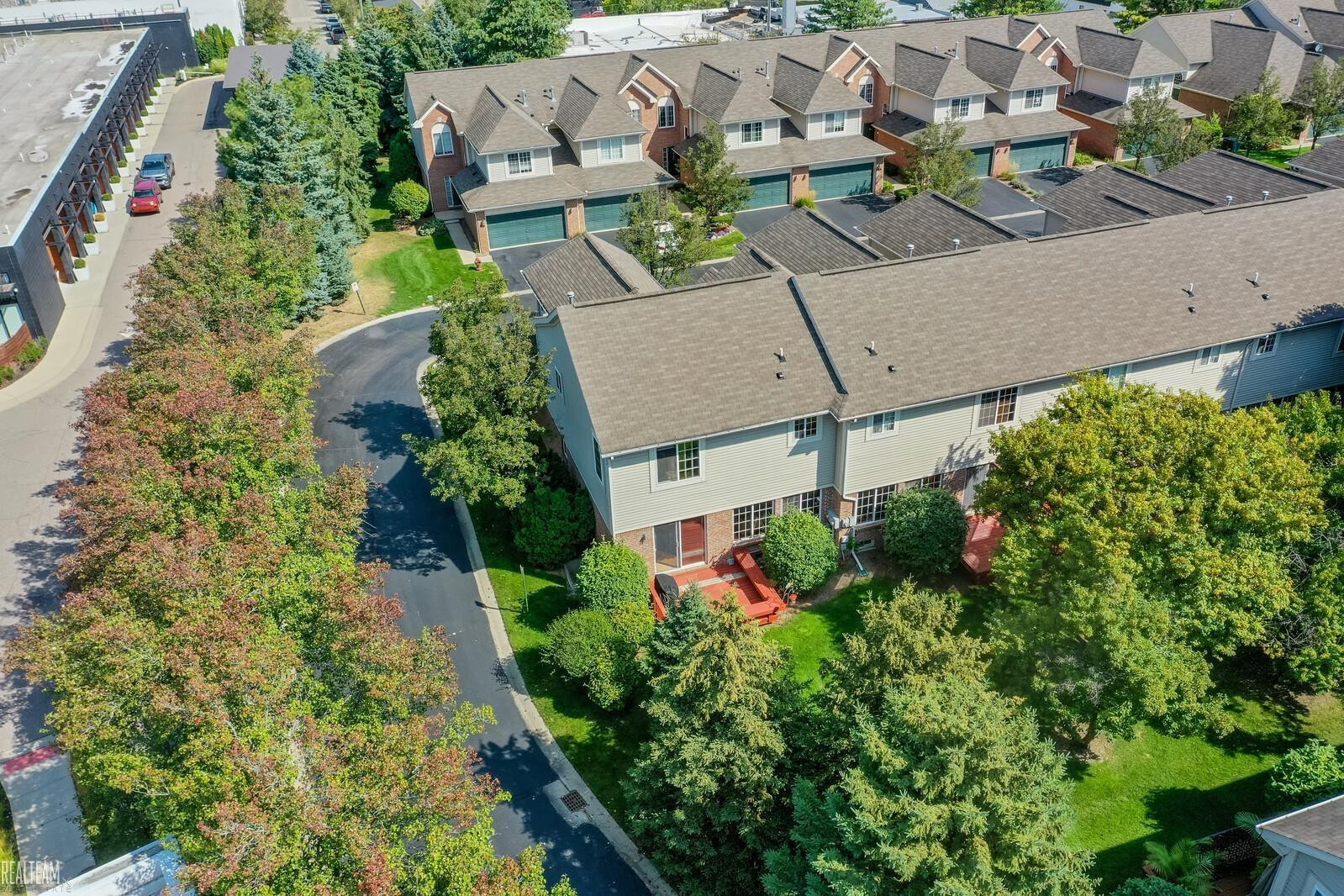 400 James Circle, Royal Oak, MI 48067 — Photo 4