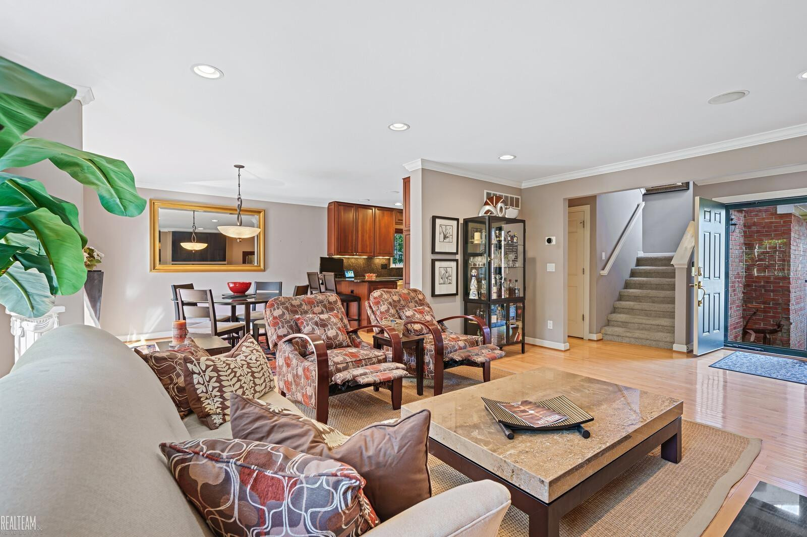 400 James Circle, Royal Oak, MI 48067 — Photo 9