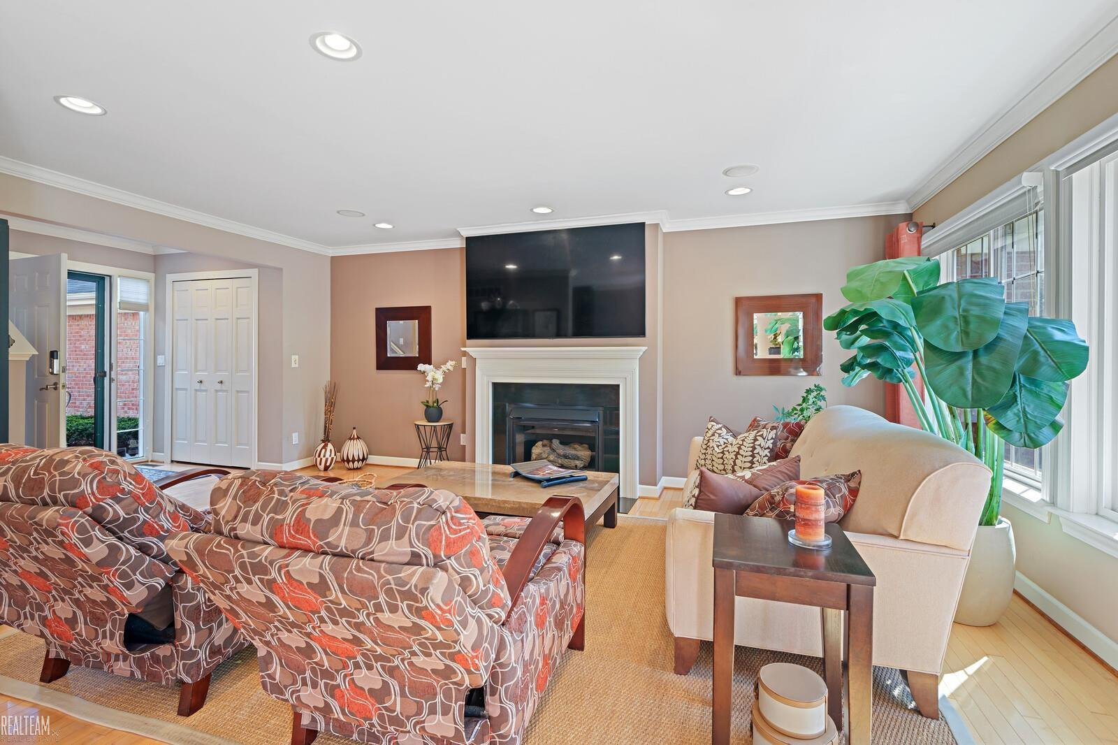 400 James Circle, Royal Oak, MI 48067 — Photo 10