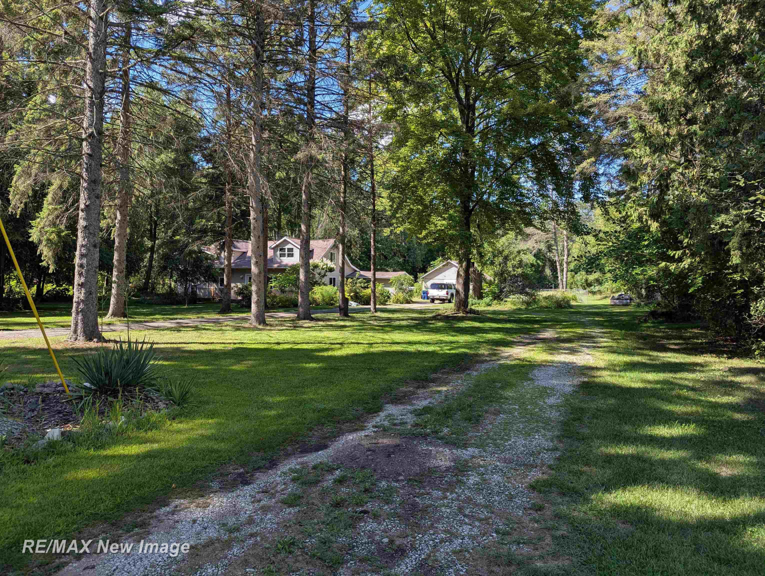 4051 Old King Road, Saginaw, MI 48601 — Photo 40