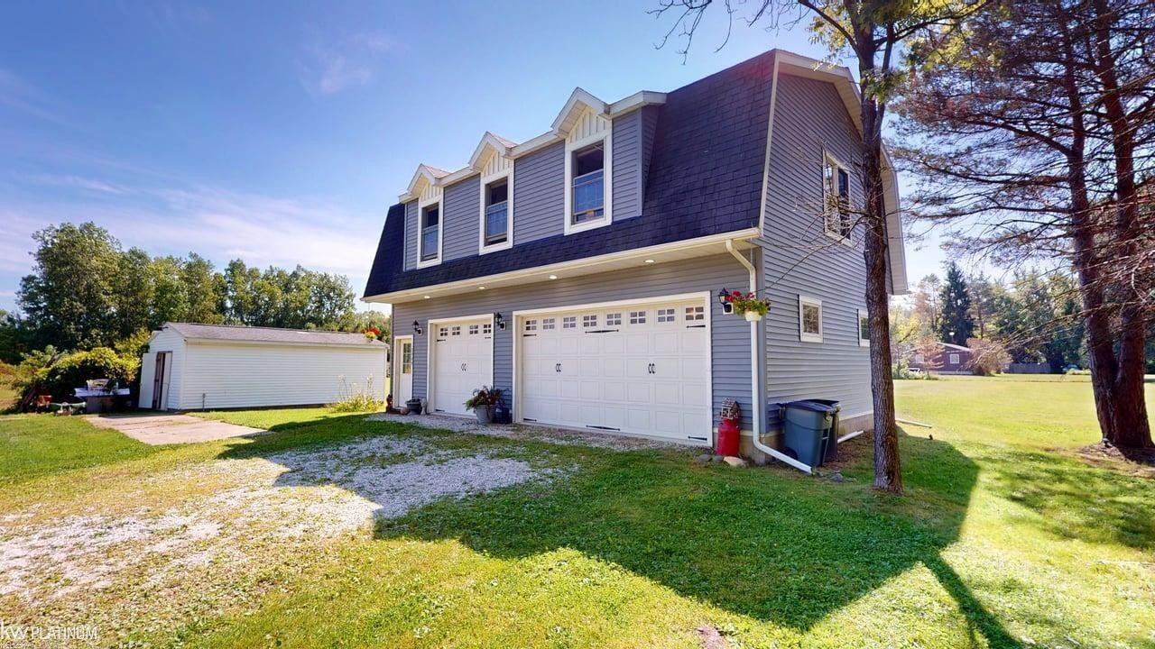 2906 Castor Road, MI — Photo 2