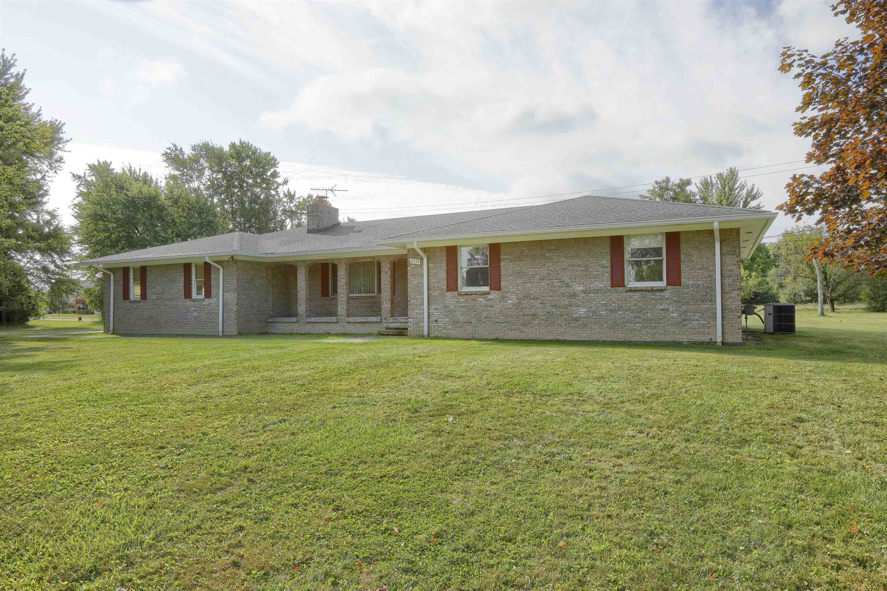 2734 E Wattles Road, Troy, MI 48085 — Photo 3