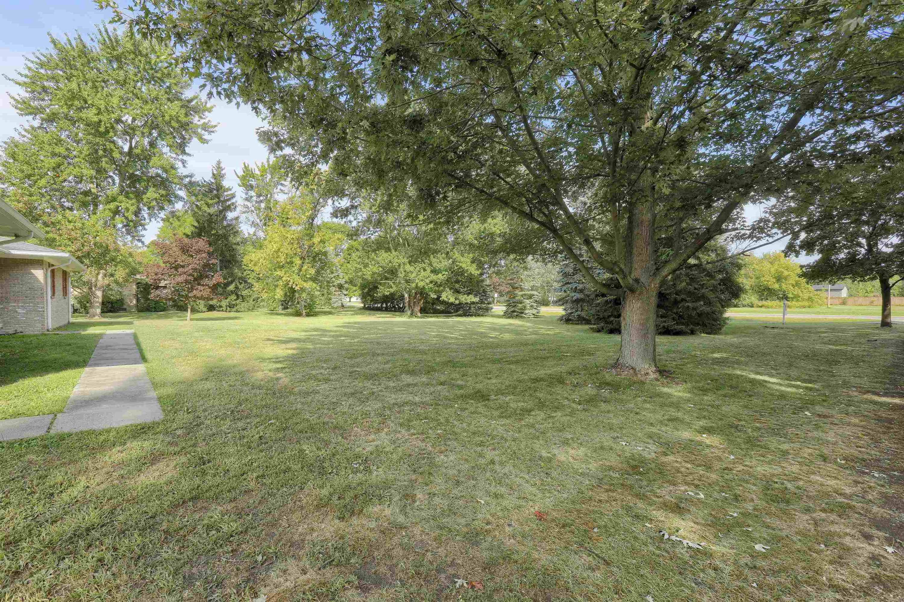2734 E Wattles Road, Troy, MI 48085 — Photo 5