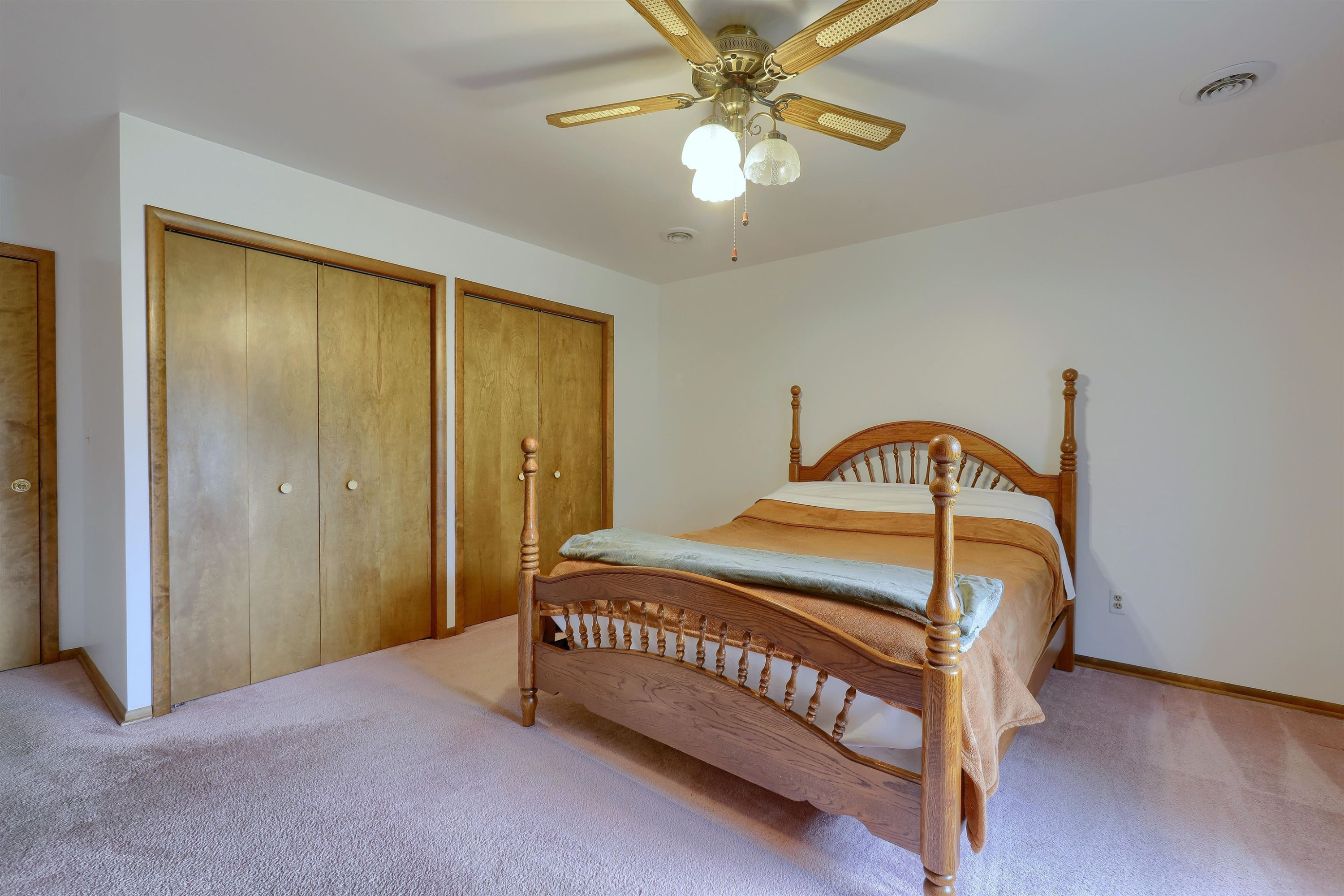 2734 E Wattles Road, Troy, MI 48085 — Photo 22