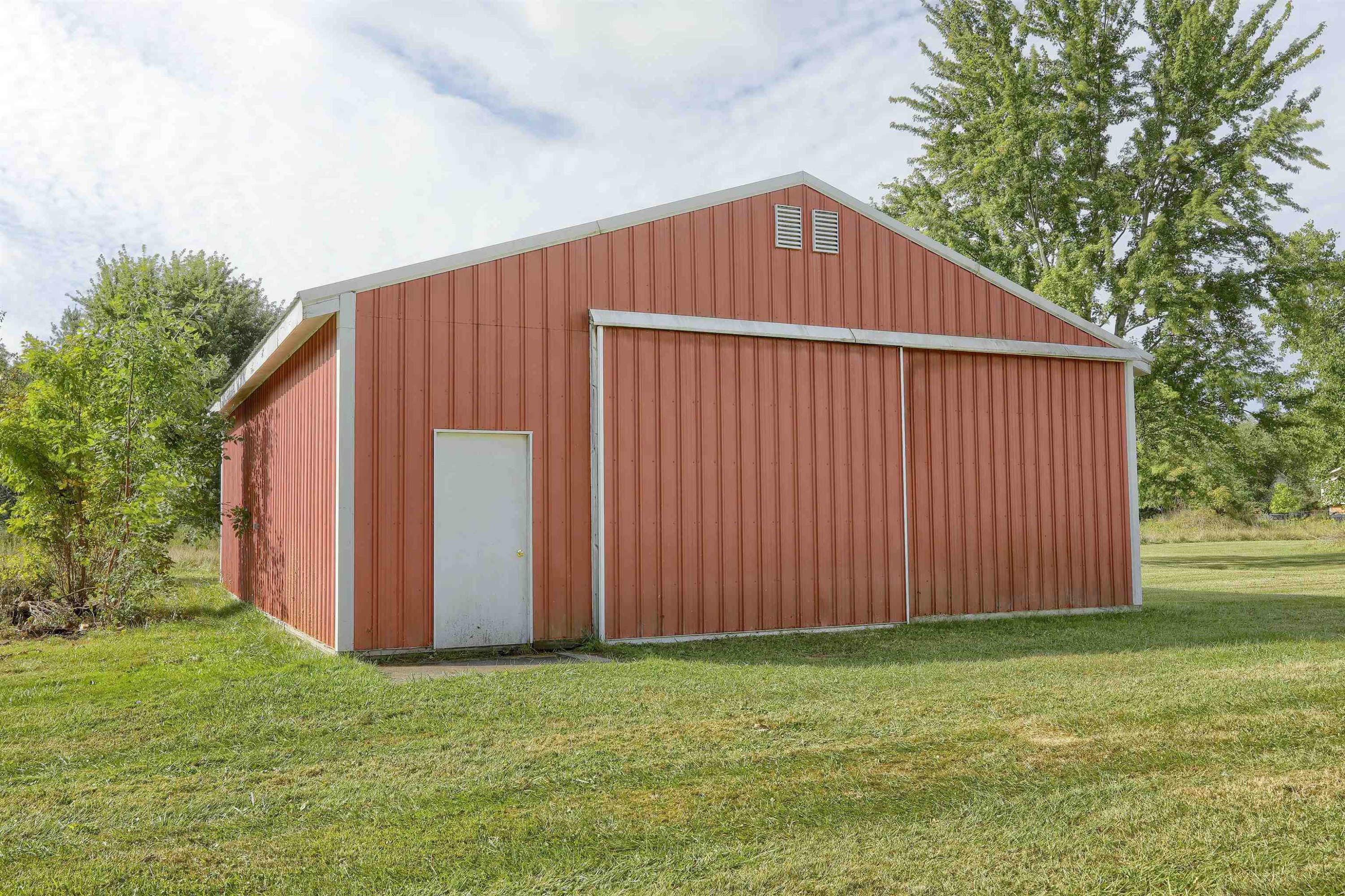 2734 E Wattles Road, Troy, MI 48085 — Photo 40