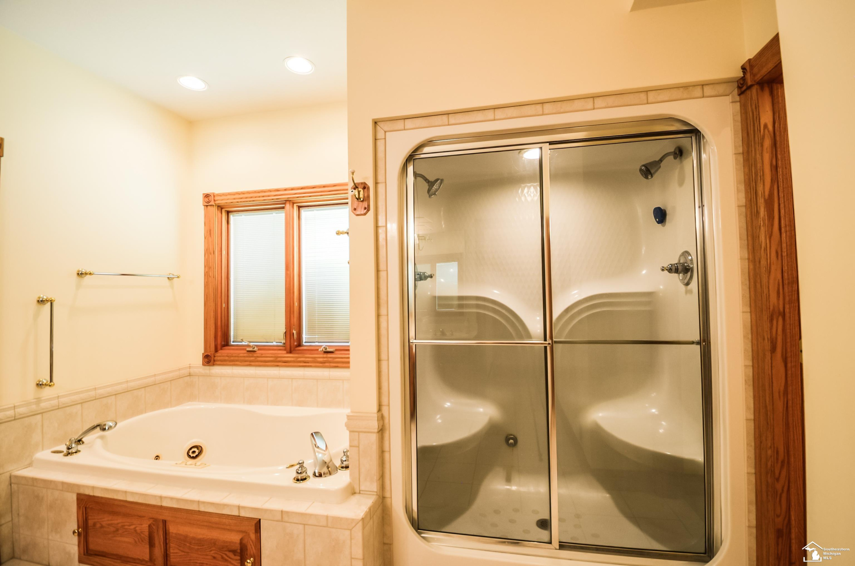 4077 Brest Rd Road, Newport, MI 48166 — Photo 24