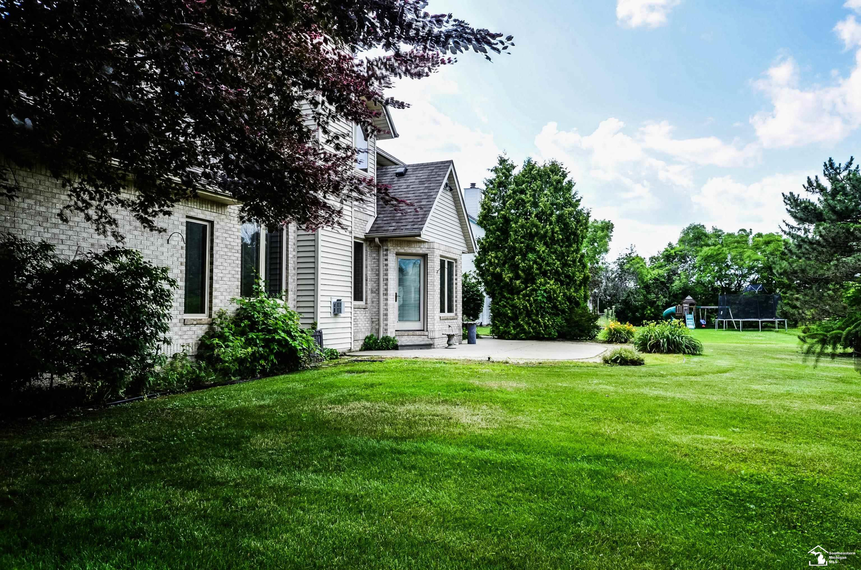 4077 Brest Rd Road, Newport, MI 48166 — Photo 44