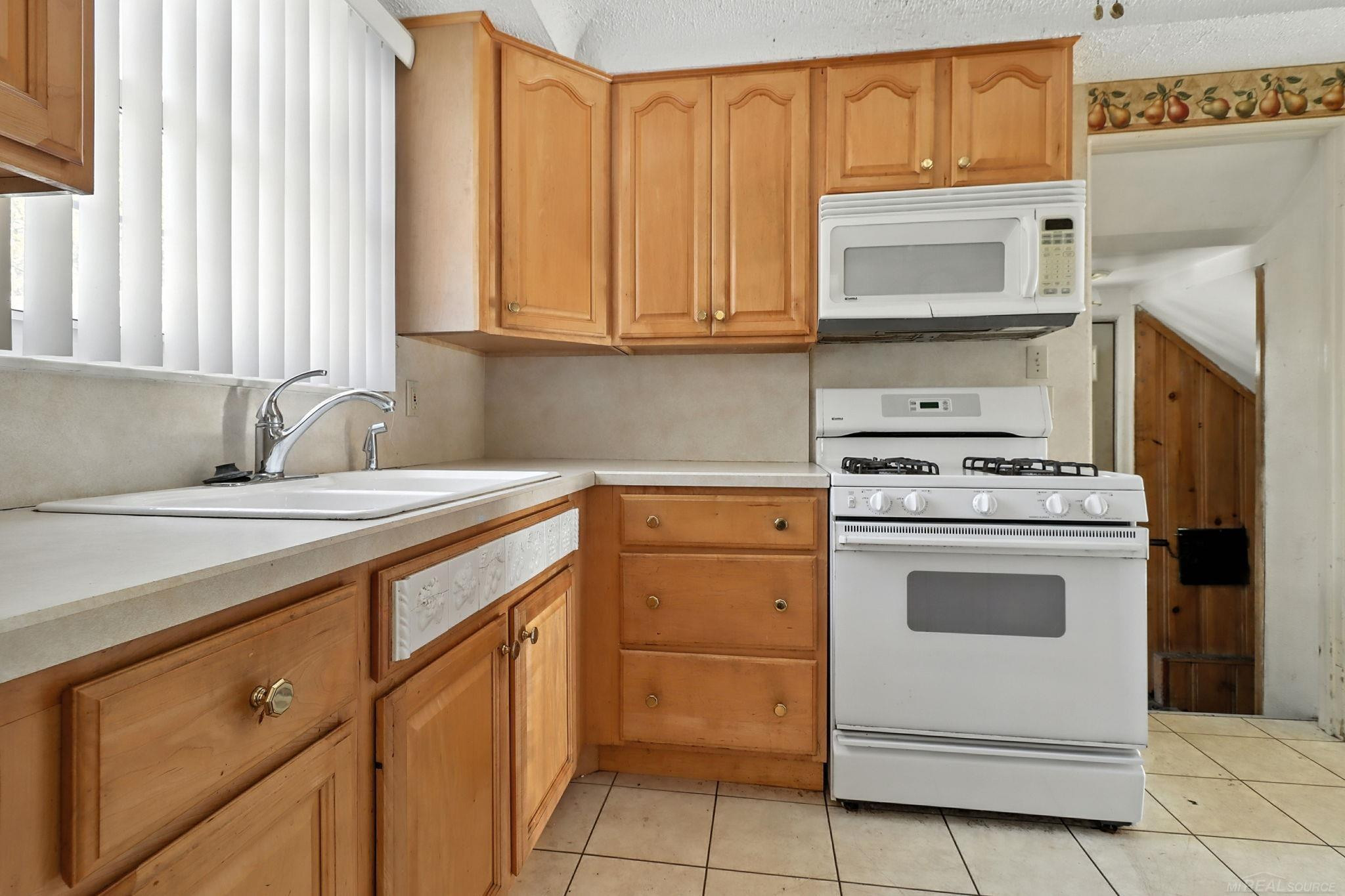 15756 Kentfield Street, Detroit, MI 48223 — Photo 16