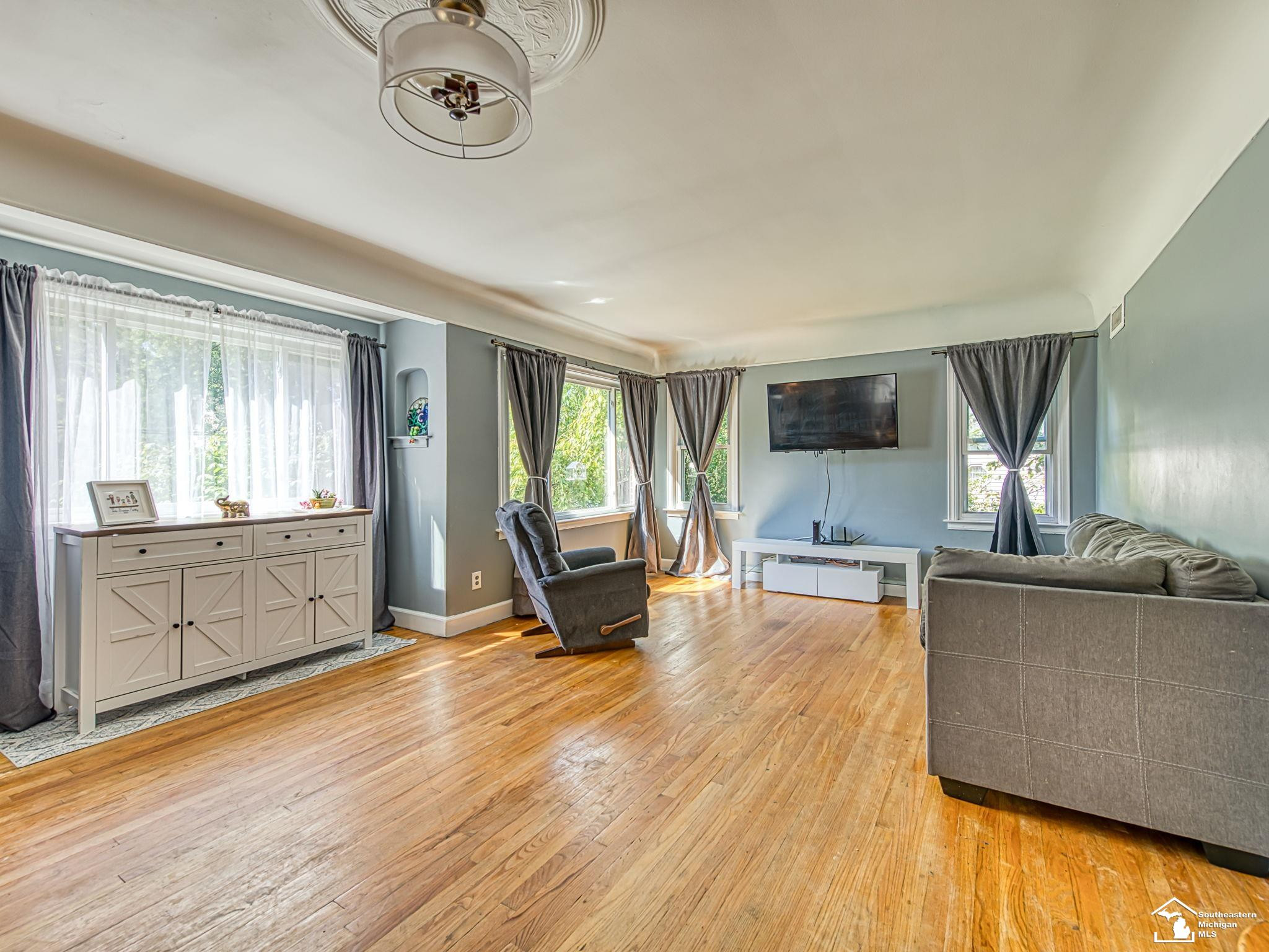 1424 Monroe Street, Carleton, MI 48117 — Photo 5