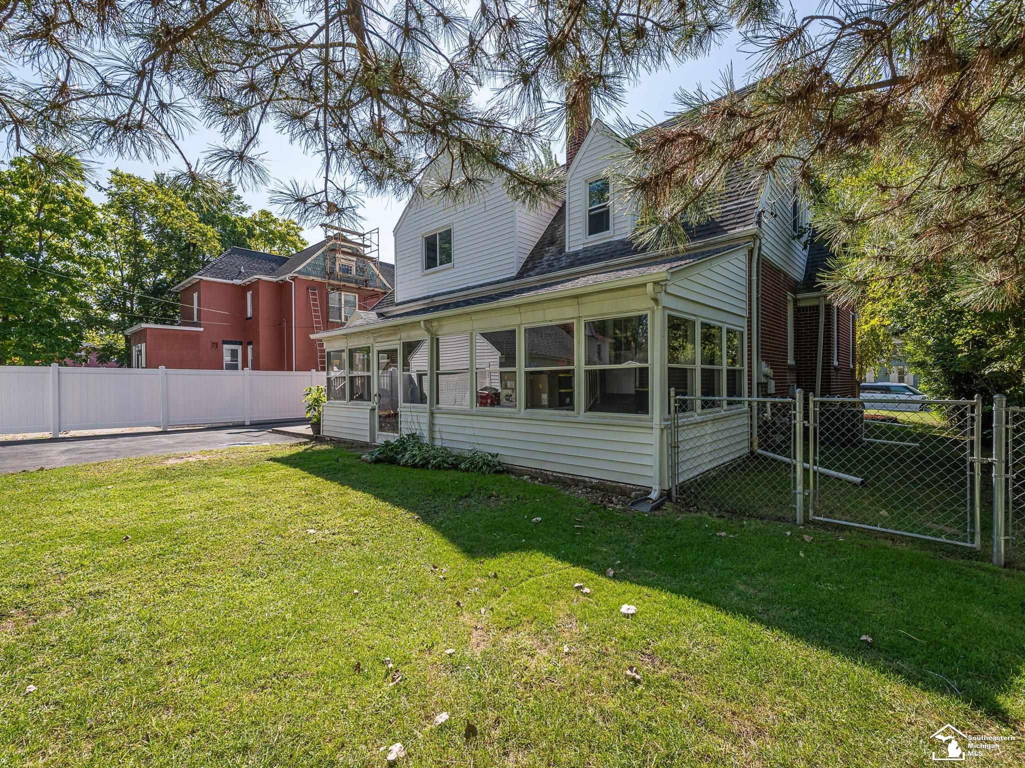1424 Monroe Street, Carleton, MI 48117 — Photo 21