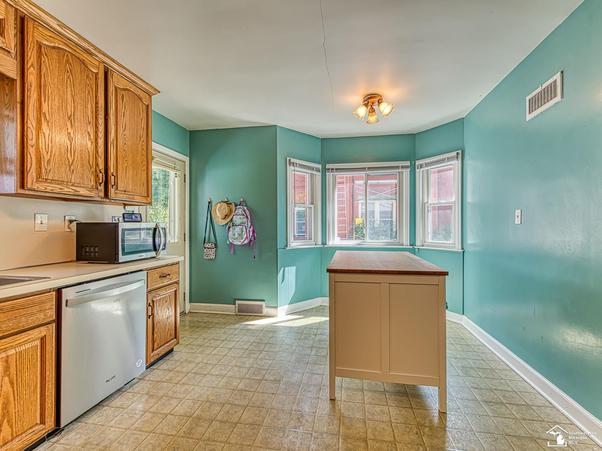 1424 Monroe Street, Carleton, MI 48117 — Photo 43