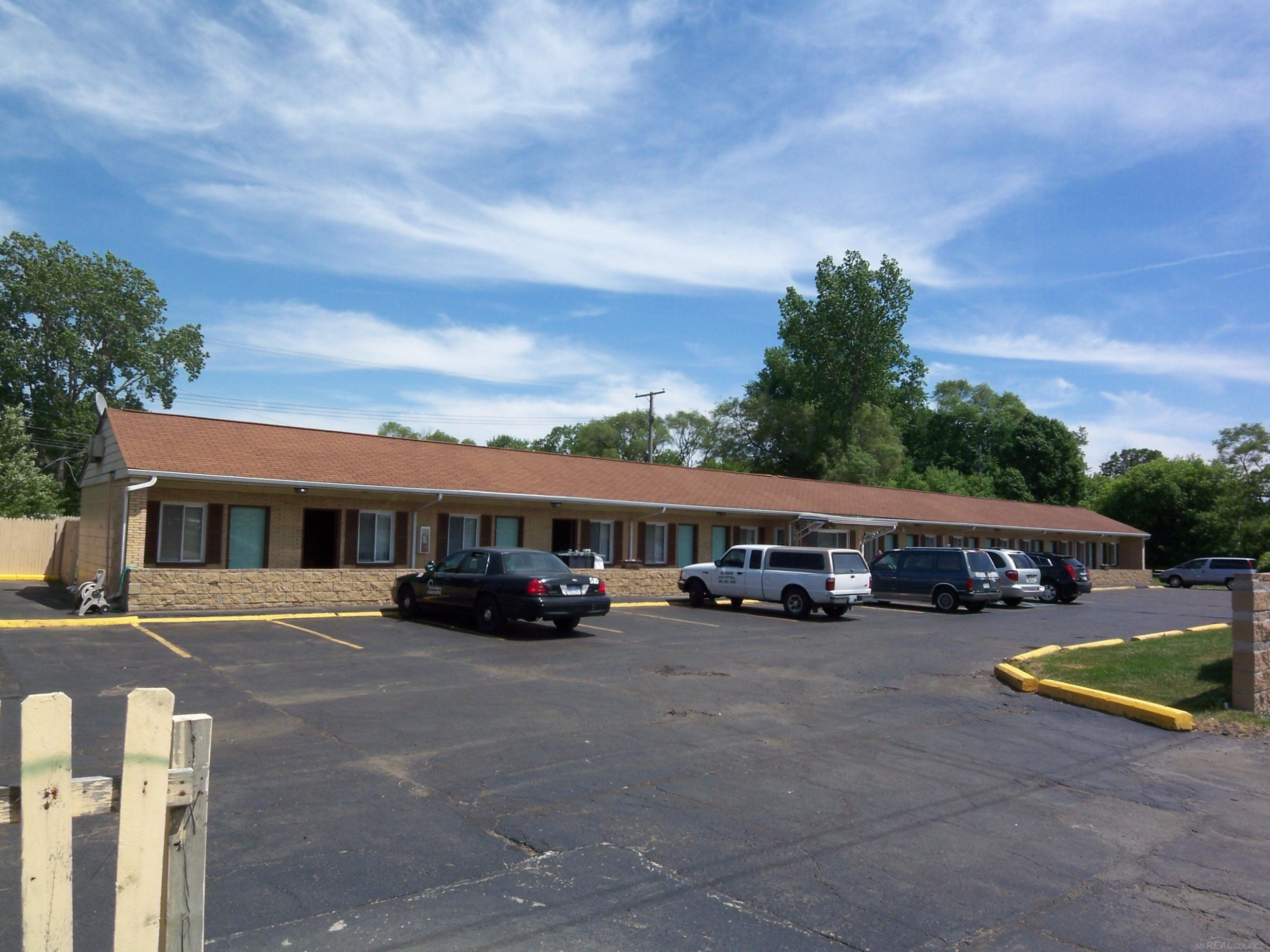 32490 VAN DYKE Avenue, Warren, MI 48093 — Photo 6