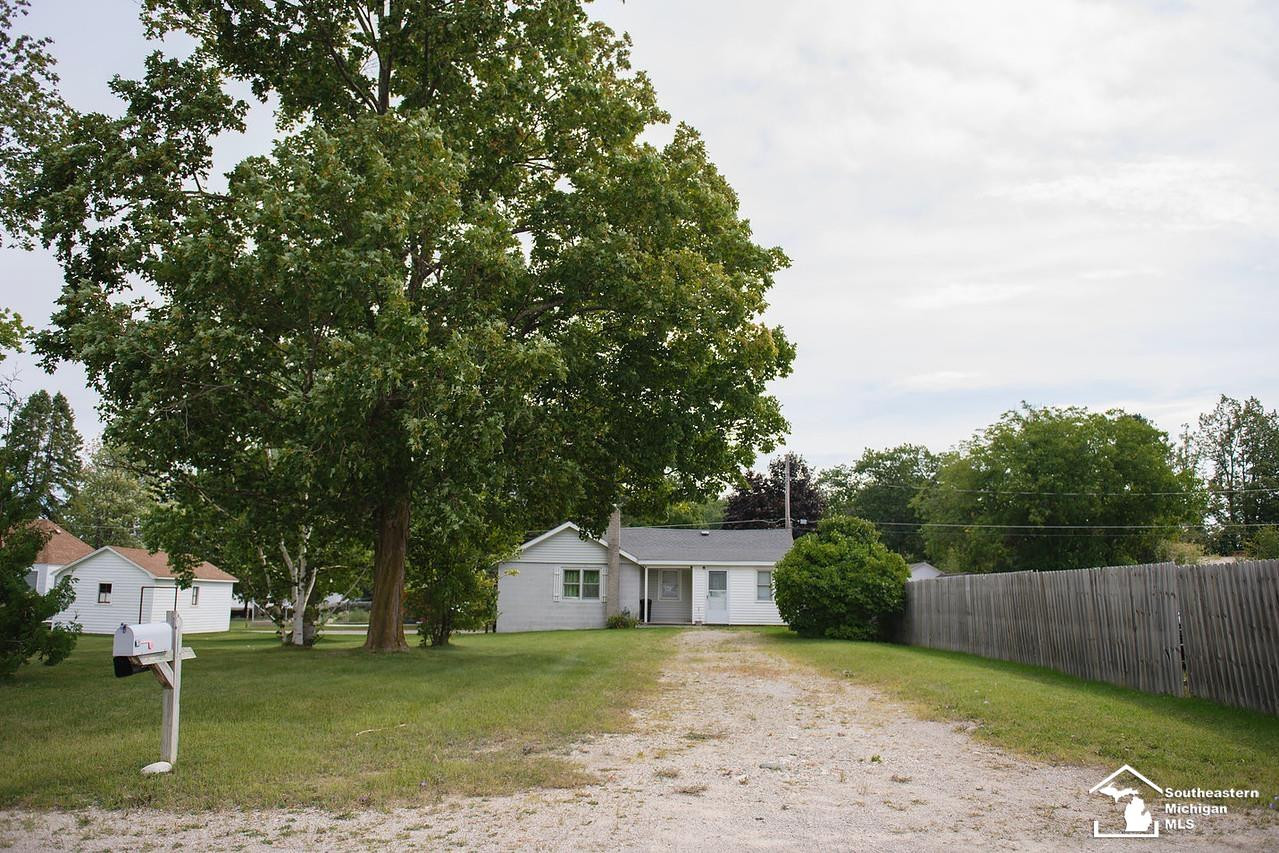 440 Hemlock Street, Rogers City, MI 49779 — Photo 2
