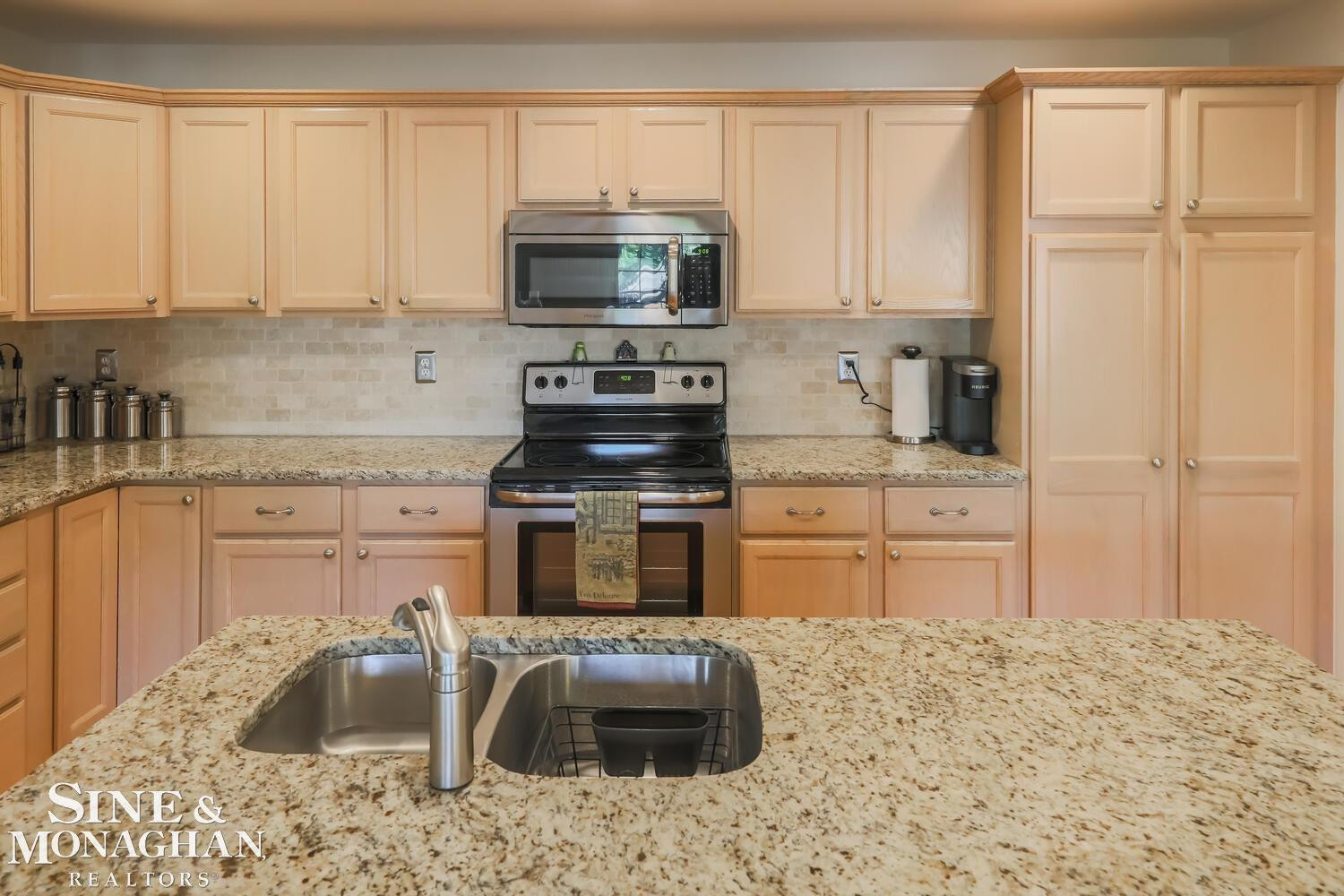 54 Pointe Park Place, Grosse Pointe Park, MI 48230 — Photo 13