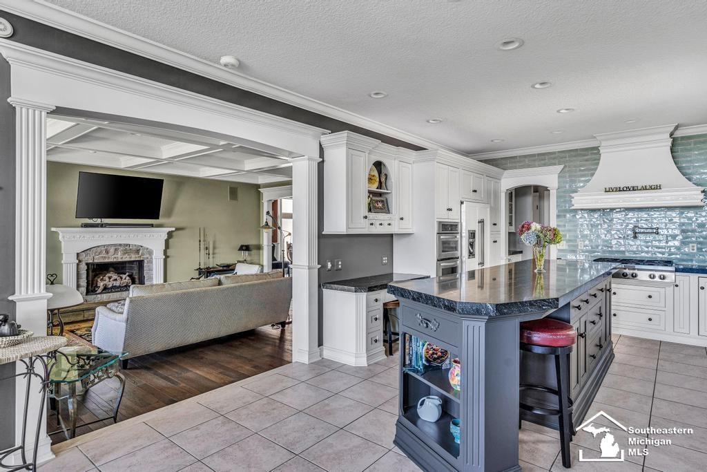 12728 N Lakeshore Drive, La Salle, MI — Photo 26