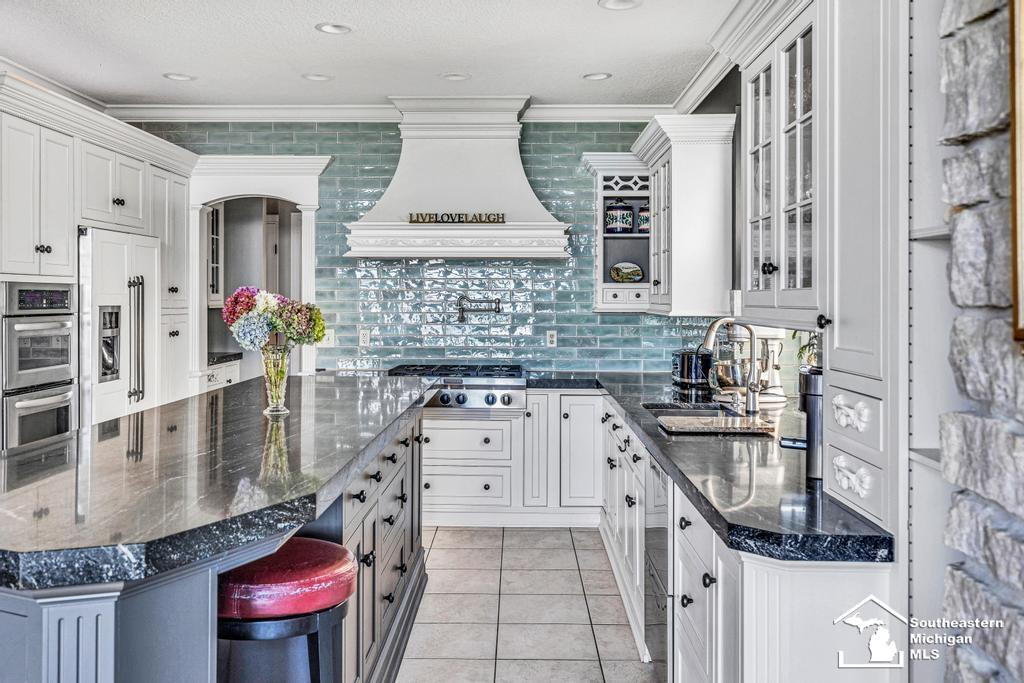 12728 N Lakeshore Drive, La Salle, MI — Photo 28