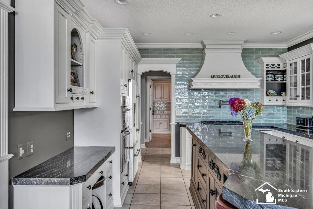 12728 N Lakeshore Drive, La Salle, MI — Photo 30