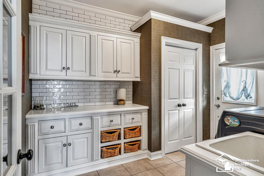 12728 N Lakeshore Drive, La Salle, MI — Photo 39