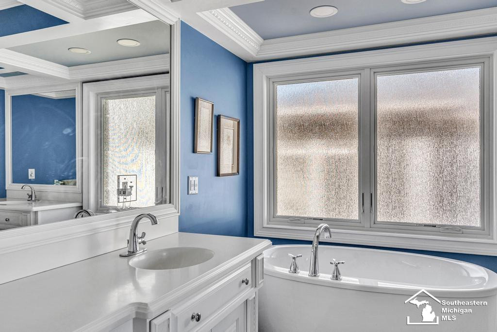 12728 N Lakeshore Drive, La Salle, MI — Photo 55