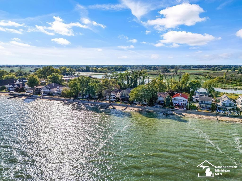 12728 N Lakeshore Drive, La Salle, MI — Photo 89