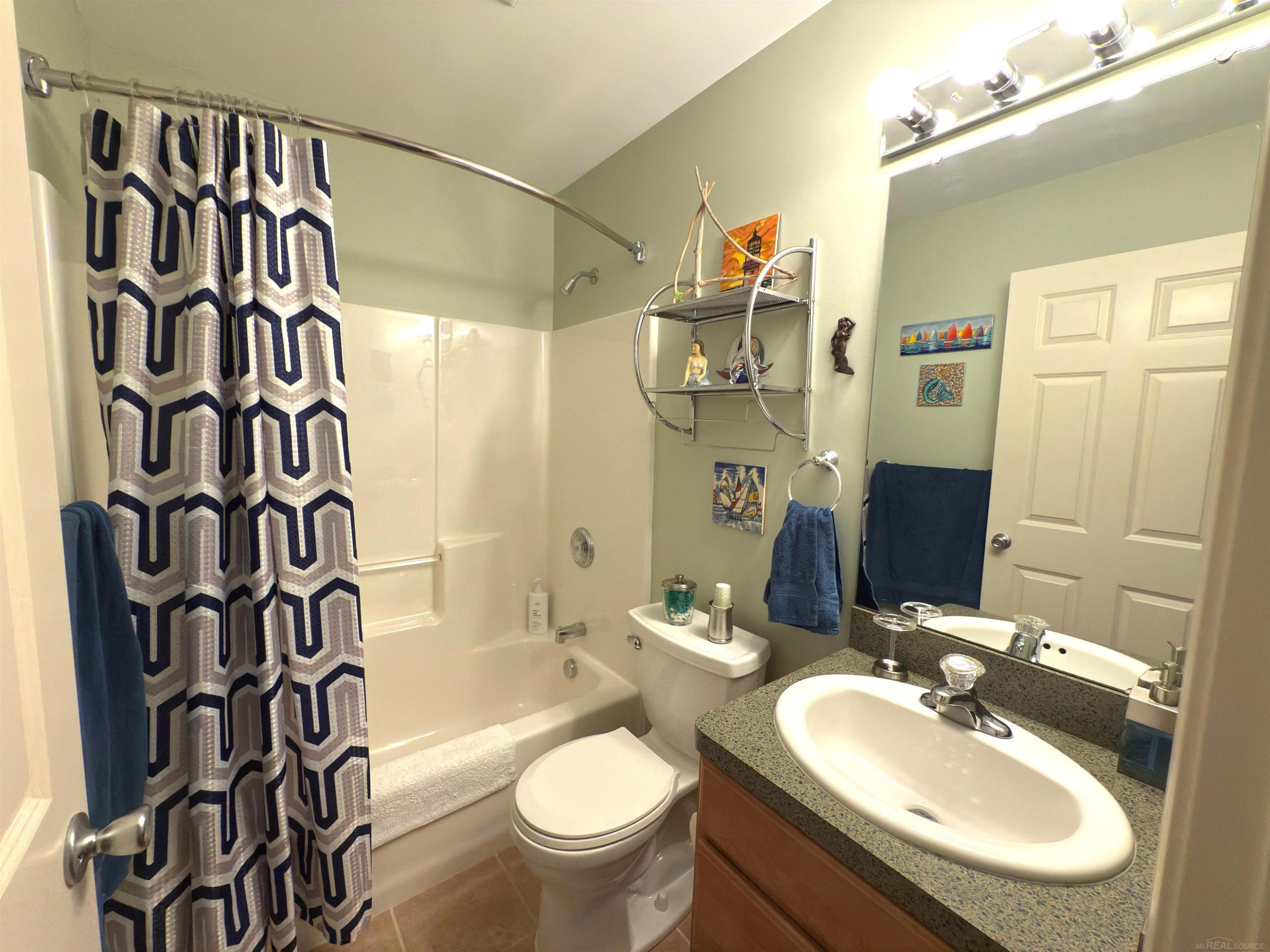 7042 Greenbush #25 Lane, Lexington, MI 48450 — Photo 19