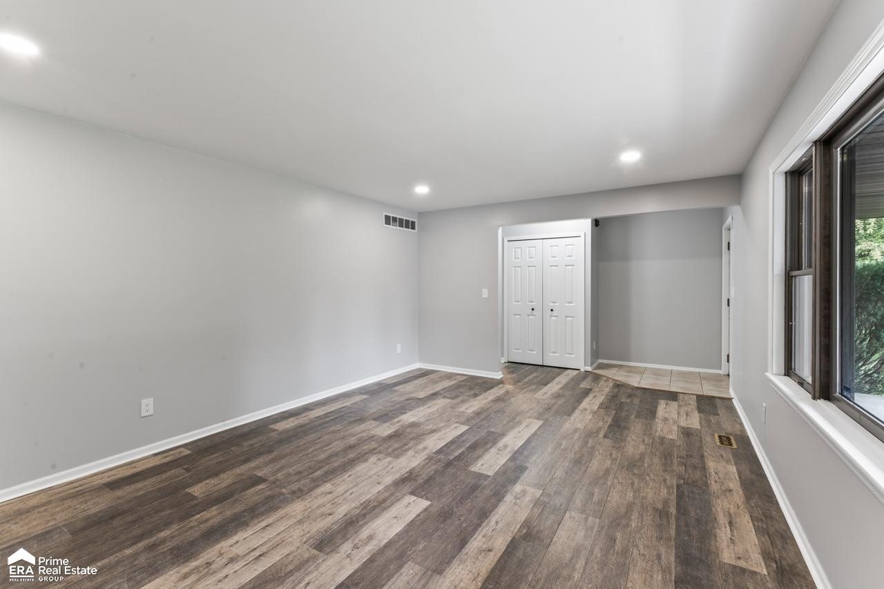 9607 Larch Lane, South Lyon, MI 48178 — Photo 13