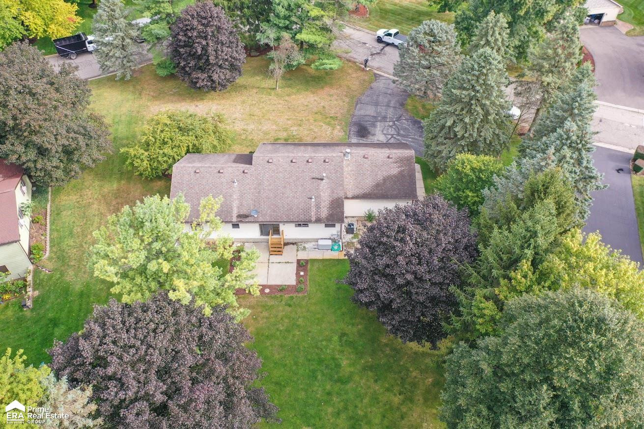 9607 Larch Lane, South Lyon, MI 48178 — Photo 28