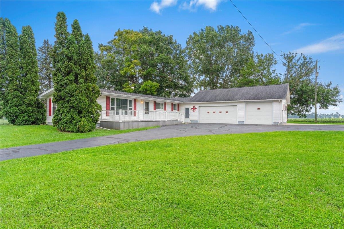 8360 Lytle Road, Corunna, MI 48817 — Photo 4