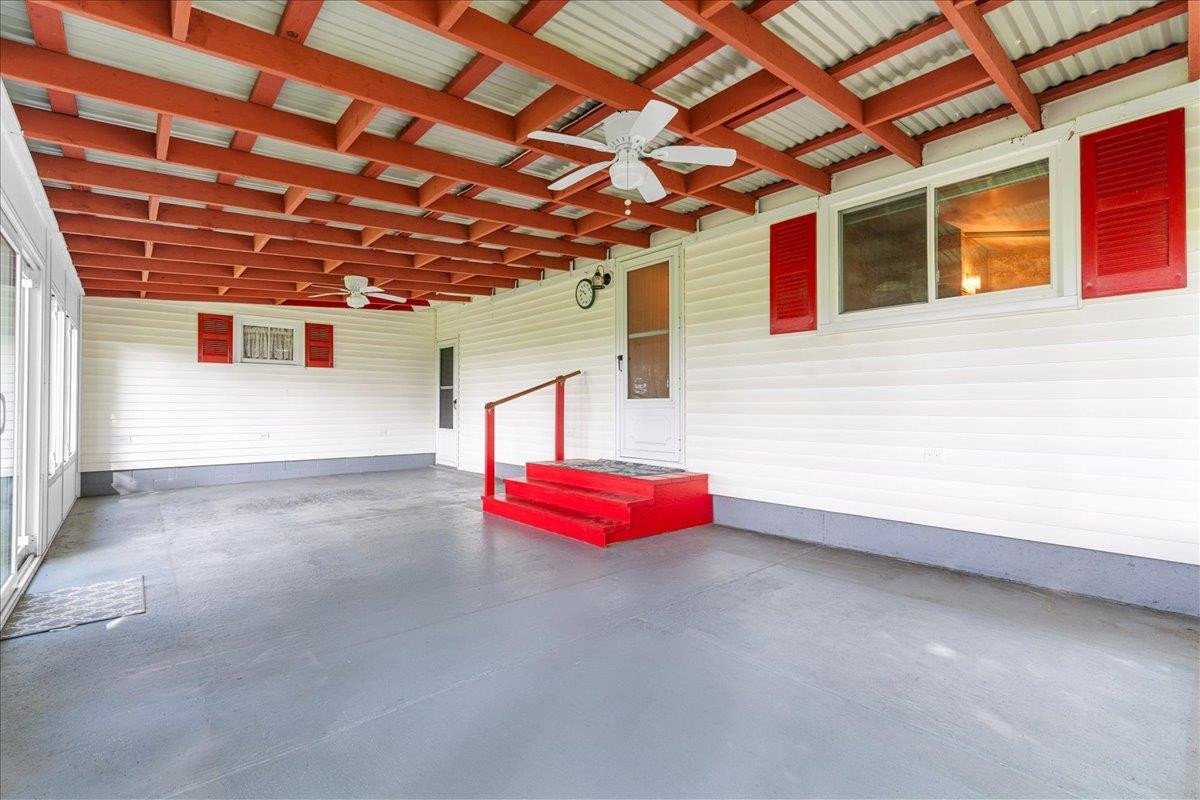 8360 Lytle Road, Corunna, MI 48817 — Photo 20