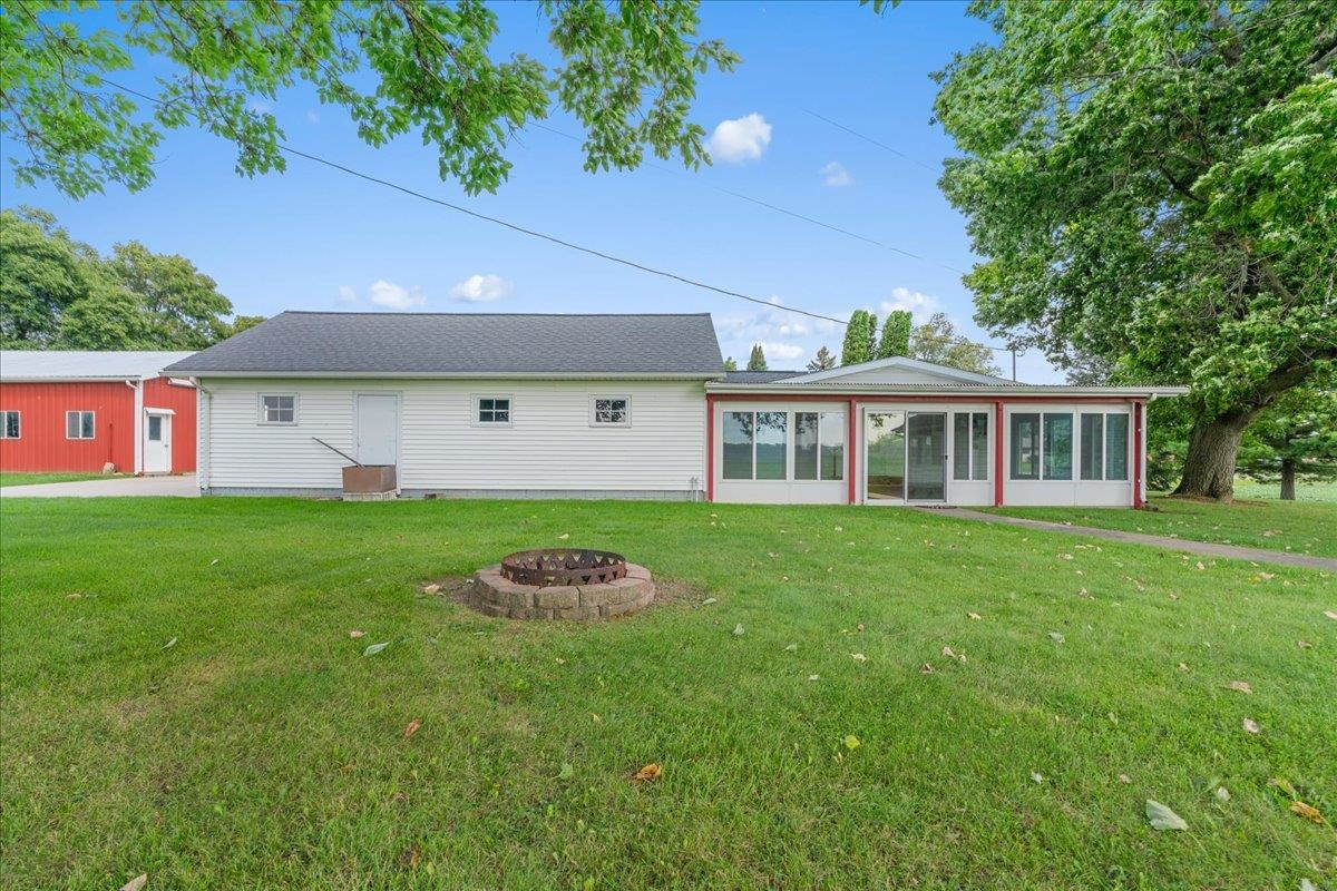 8360 Lytle Road, Corunna, MI 48817 — Photo 27