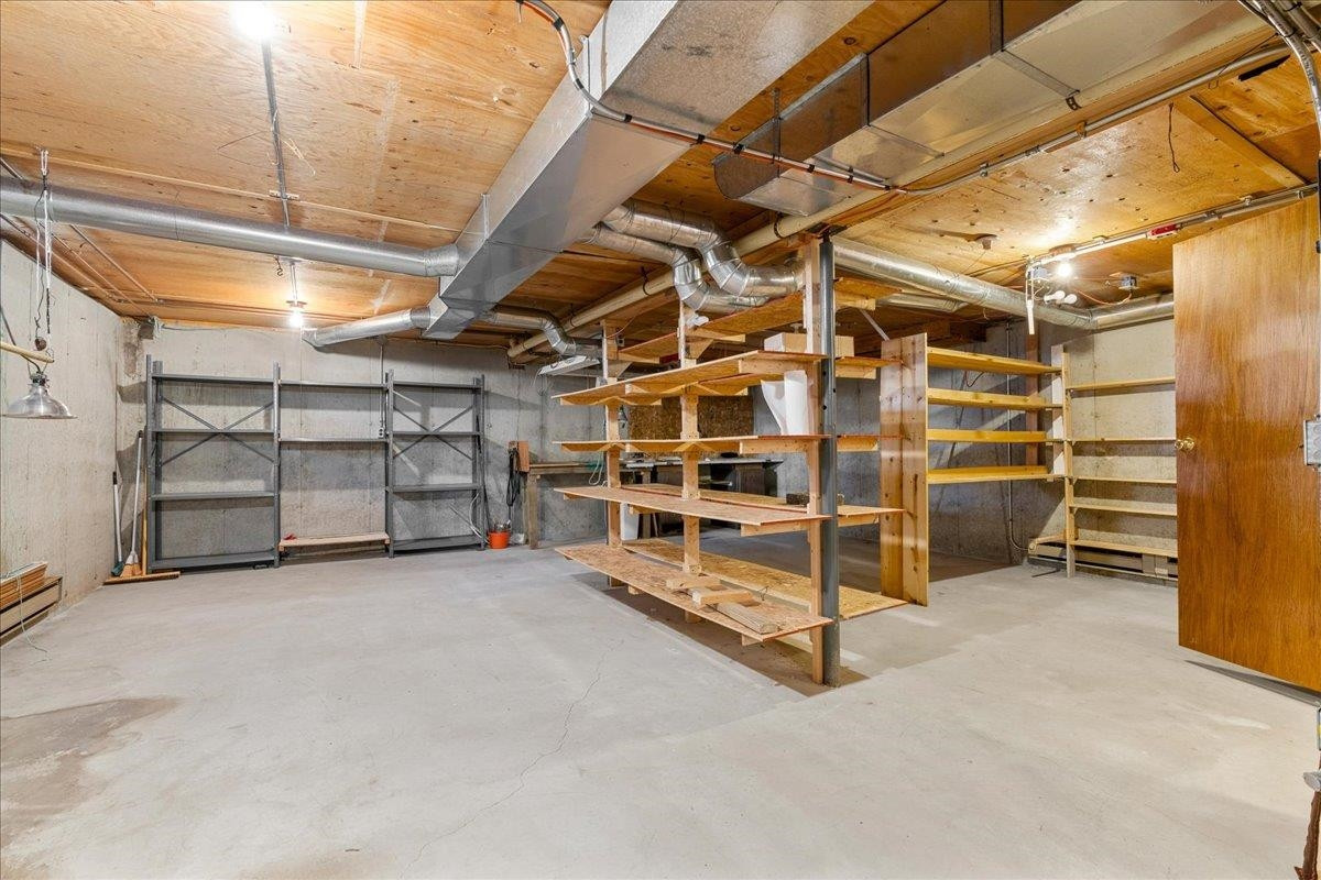8360 Lytle Road, Corunna, MI 48817 — Photo 36