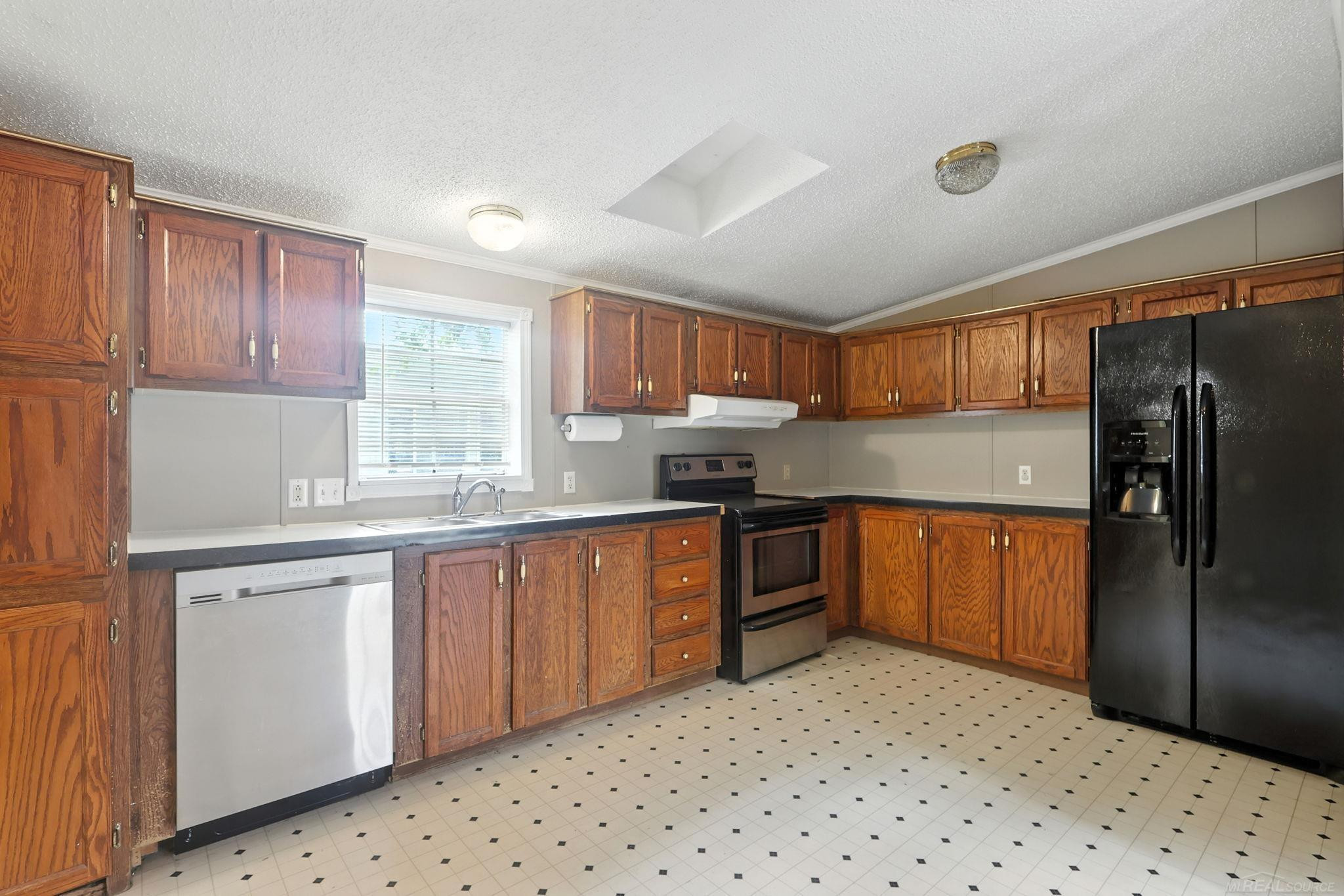 1103 Forest Street, MI — Photo 4