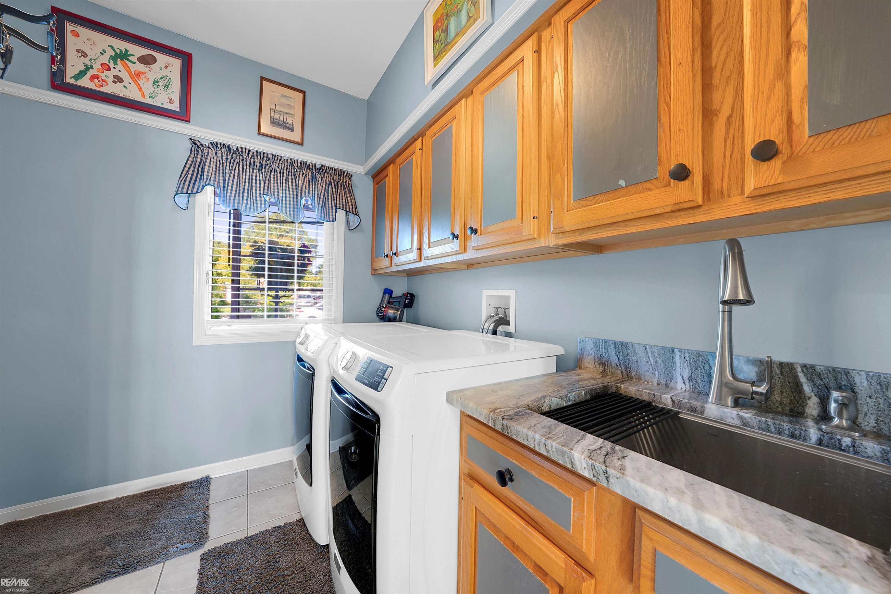 8687 River Road, MI — Photo 17