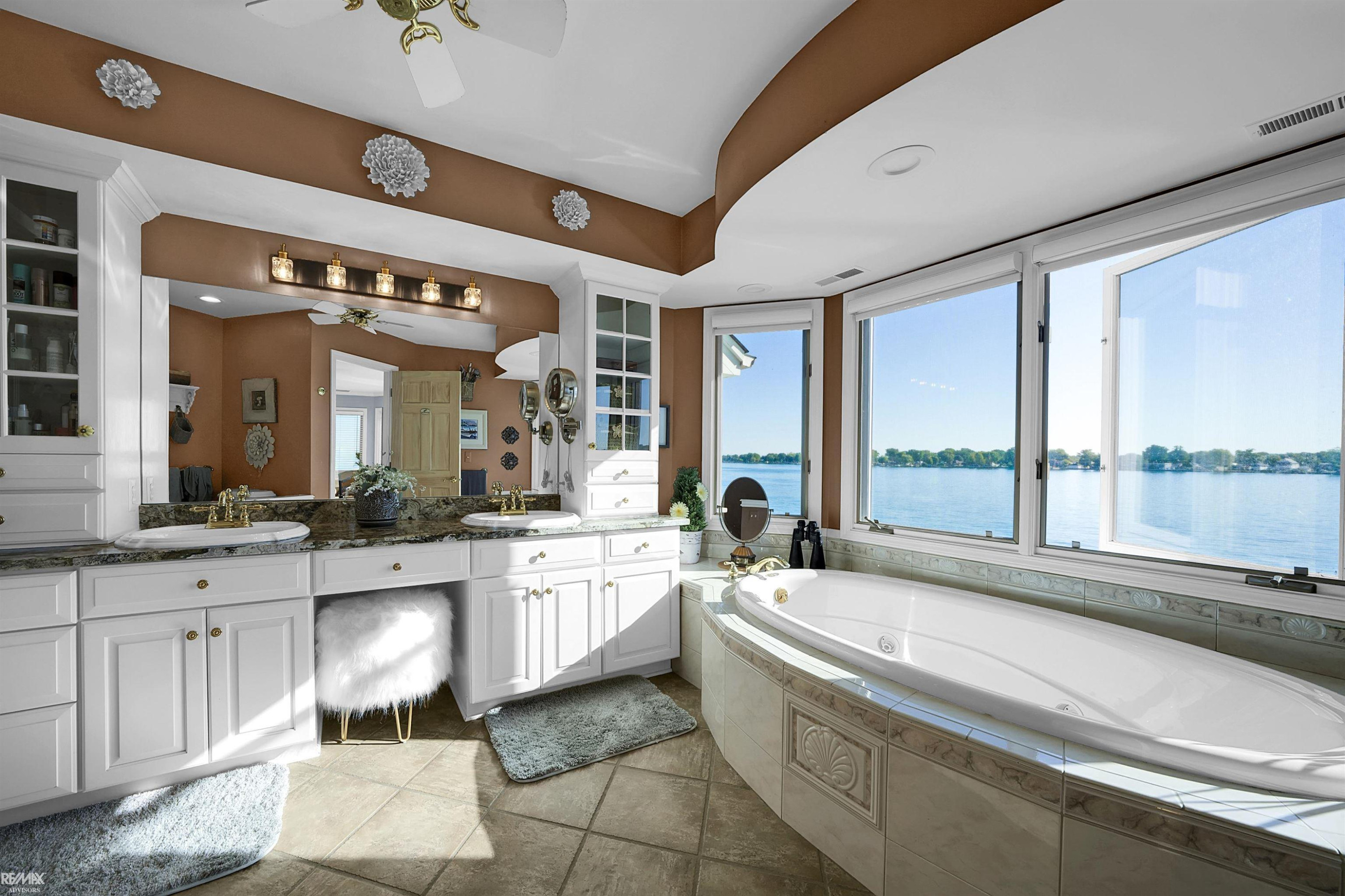 8687 River Road, MI — Photo 33