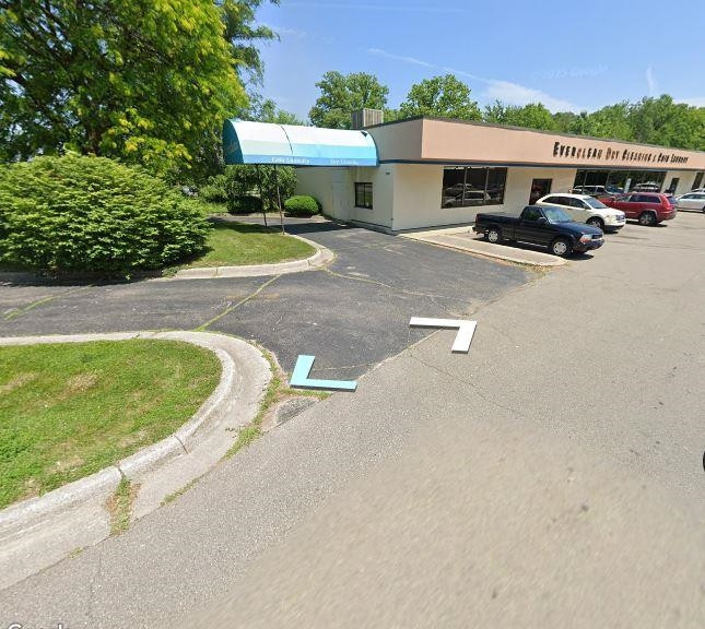 2247 S Center Road, Burton, MI 48519