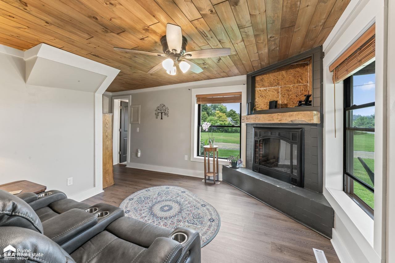 2492 W Willard Road, Clio, MI 48420 — Photo 9