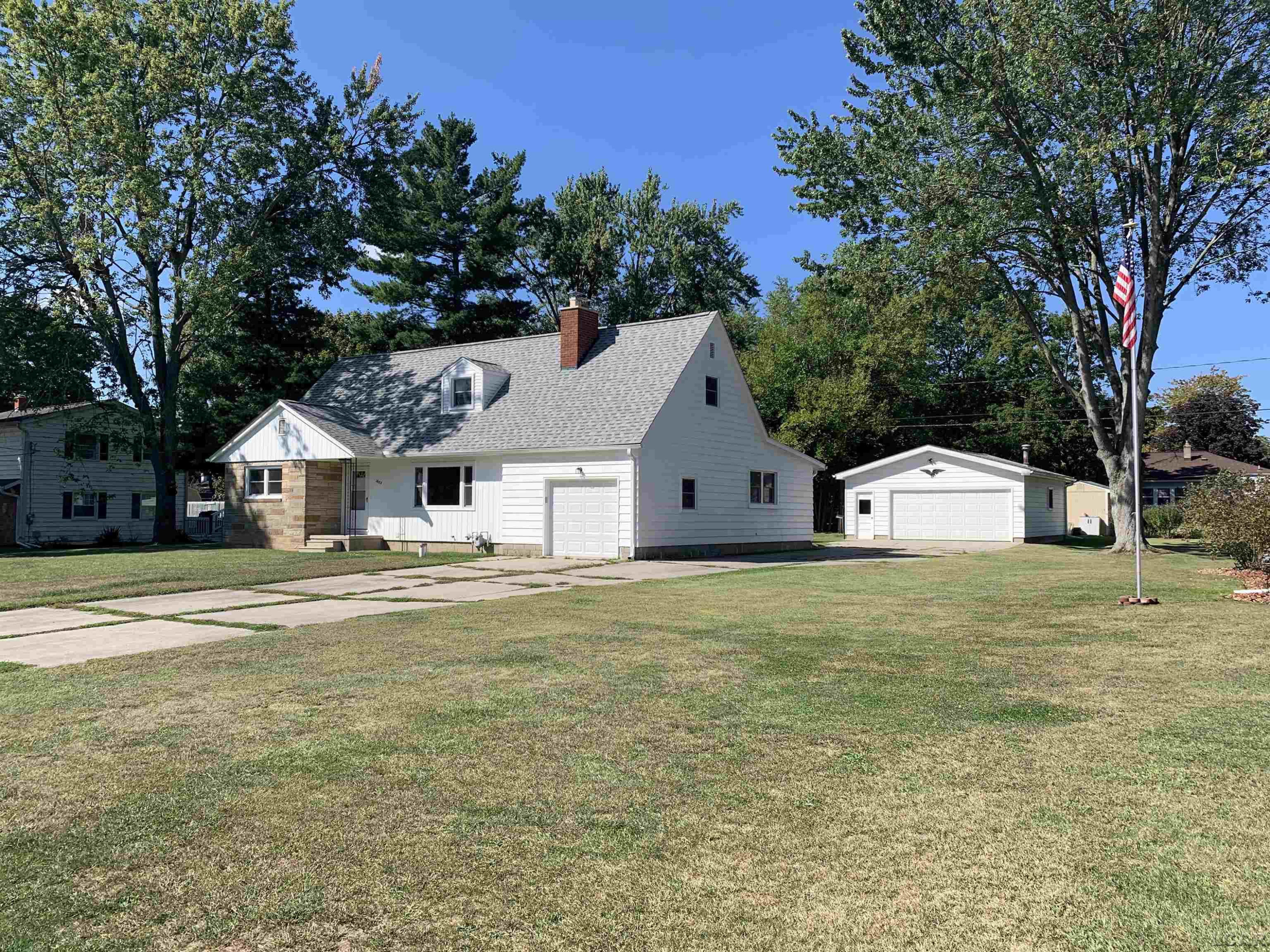 2682 Elmwood Drive, Adrian, MI 49221 — front exterior