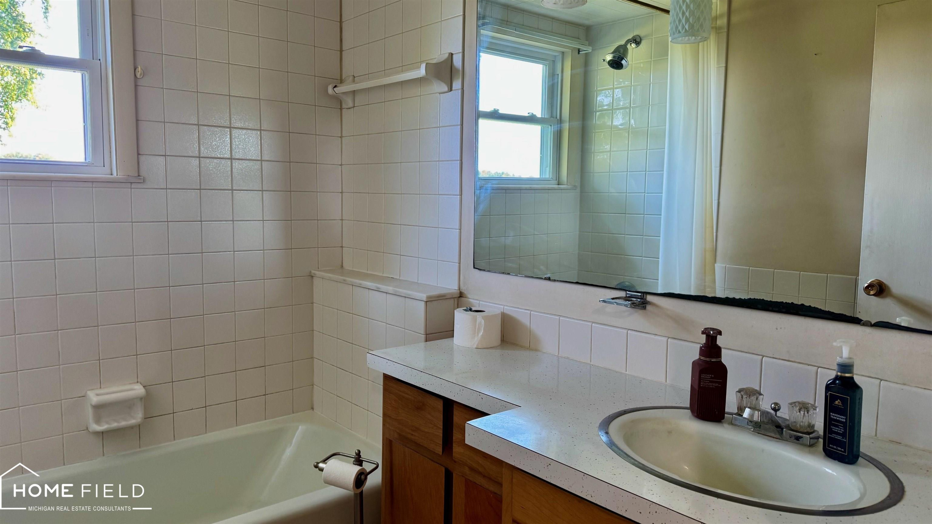 9487 Juddville Road, Corunna, MI 48817 — Photo 4