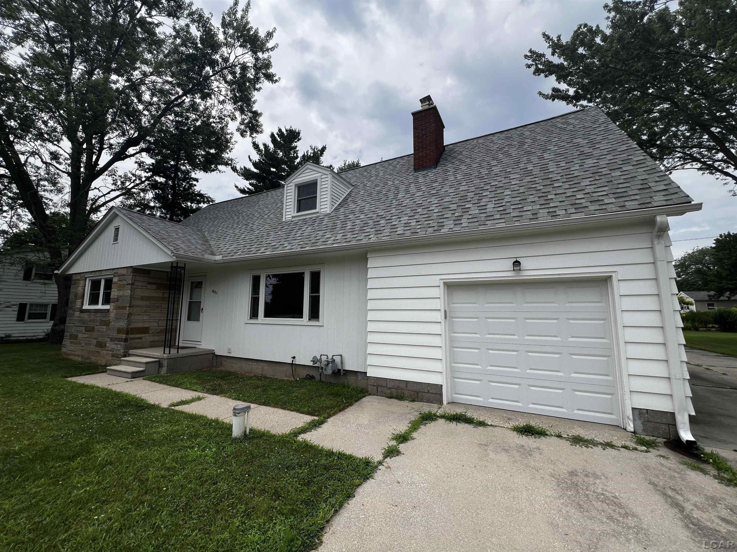 2682 Elmwood Drive, Adrian, MI 49221 — Photo 3
