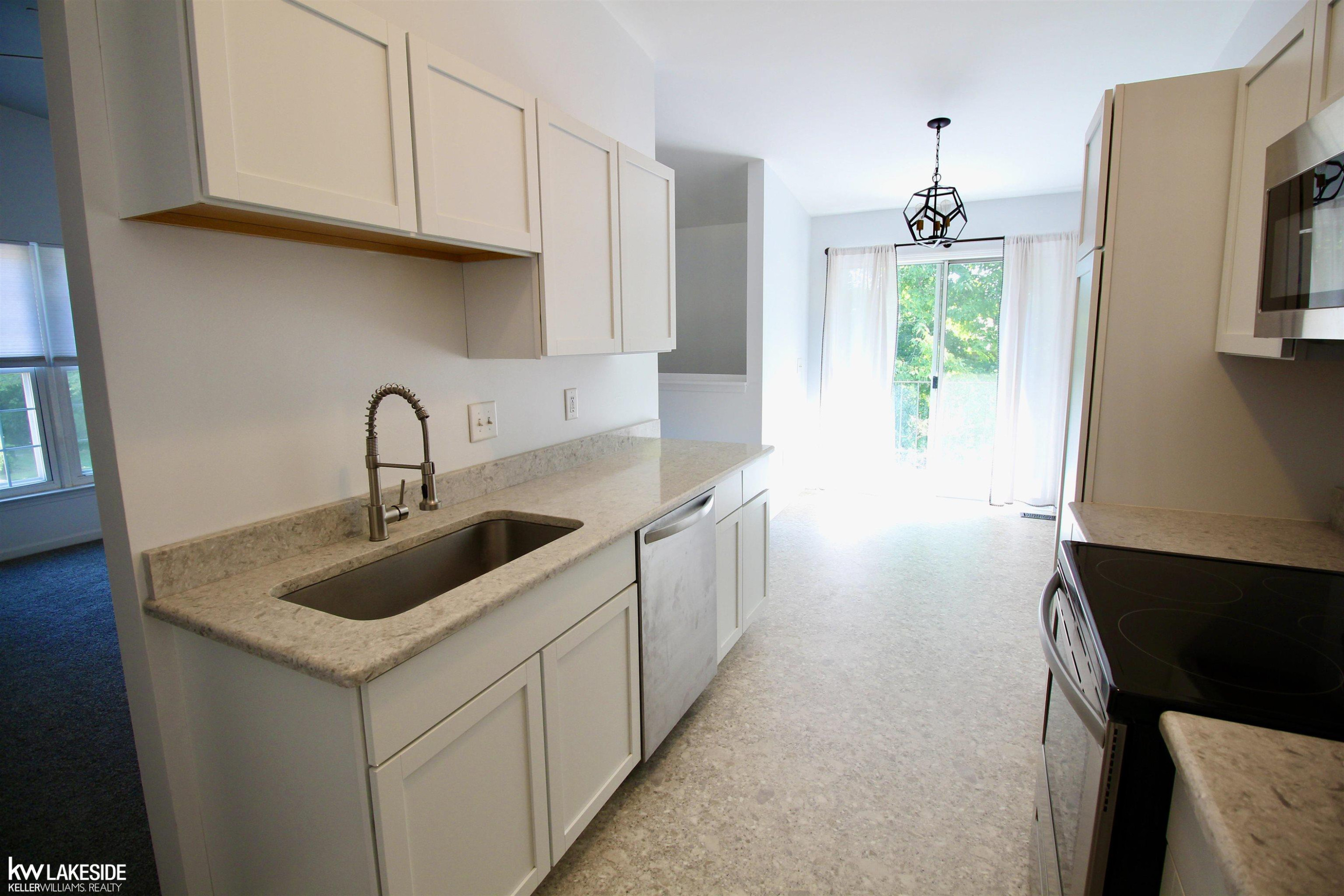 68036 Rosewood Lane, Richmond, MI 48062 — Photo 9