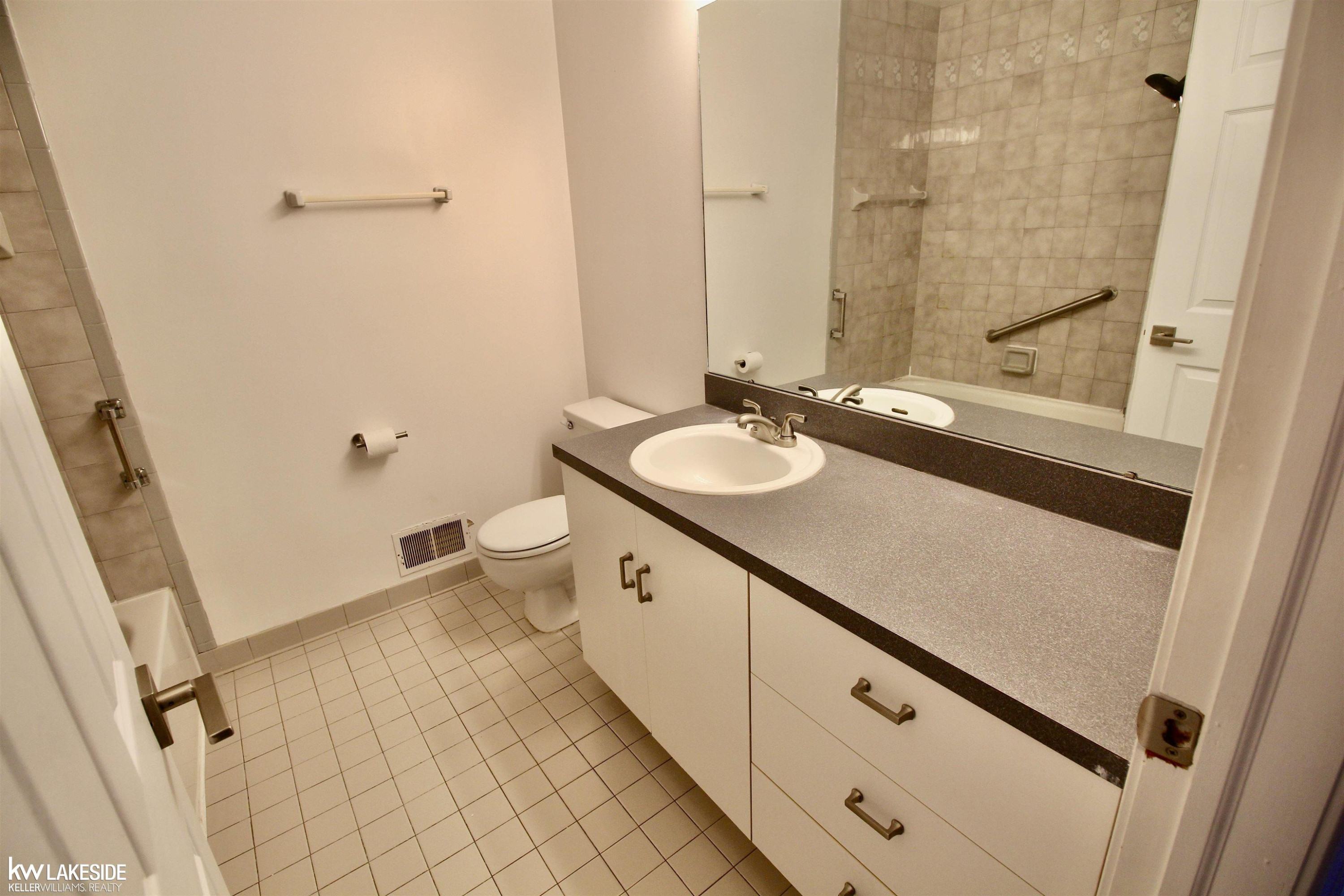 68036 Rosewood Lane, Richmond, MI 48062 — Photo 18