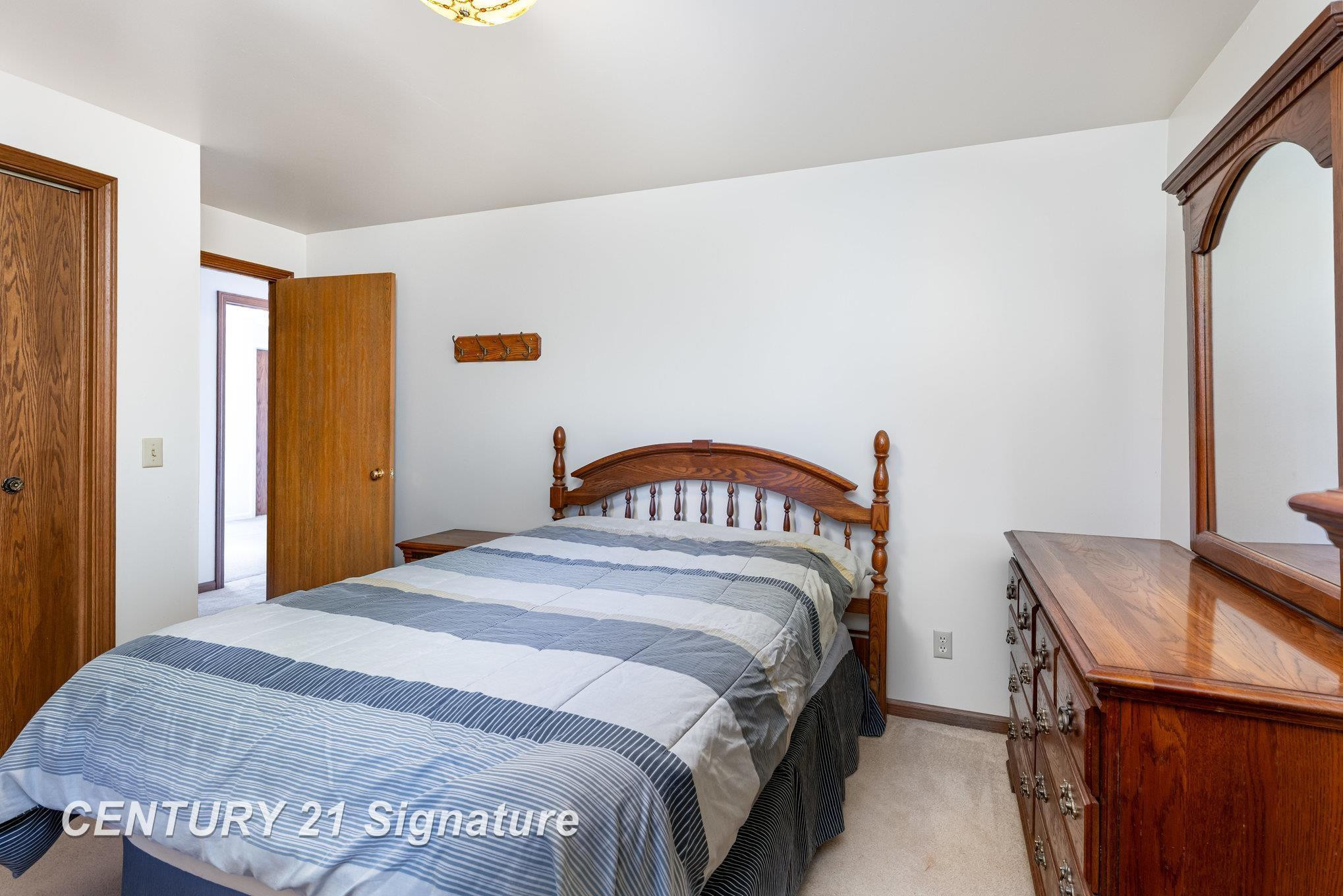2705 Weigl Road, Saginaw, MI 48609 — Photo 12