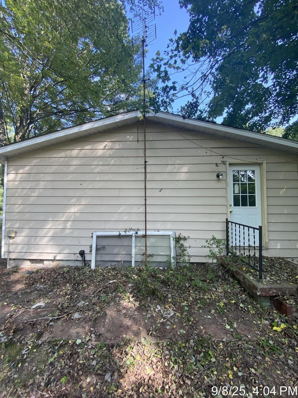 3284 Swinson Road, Rhodes, MI 48652 — Photo 9